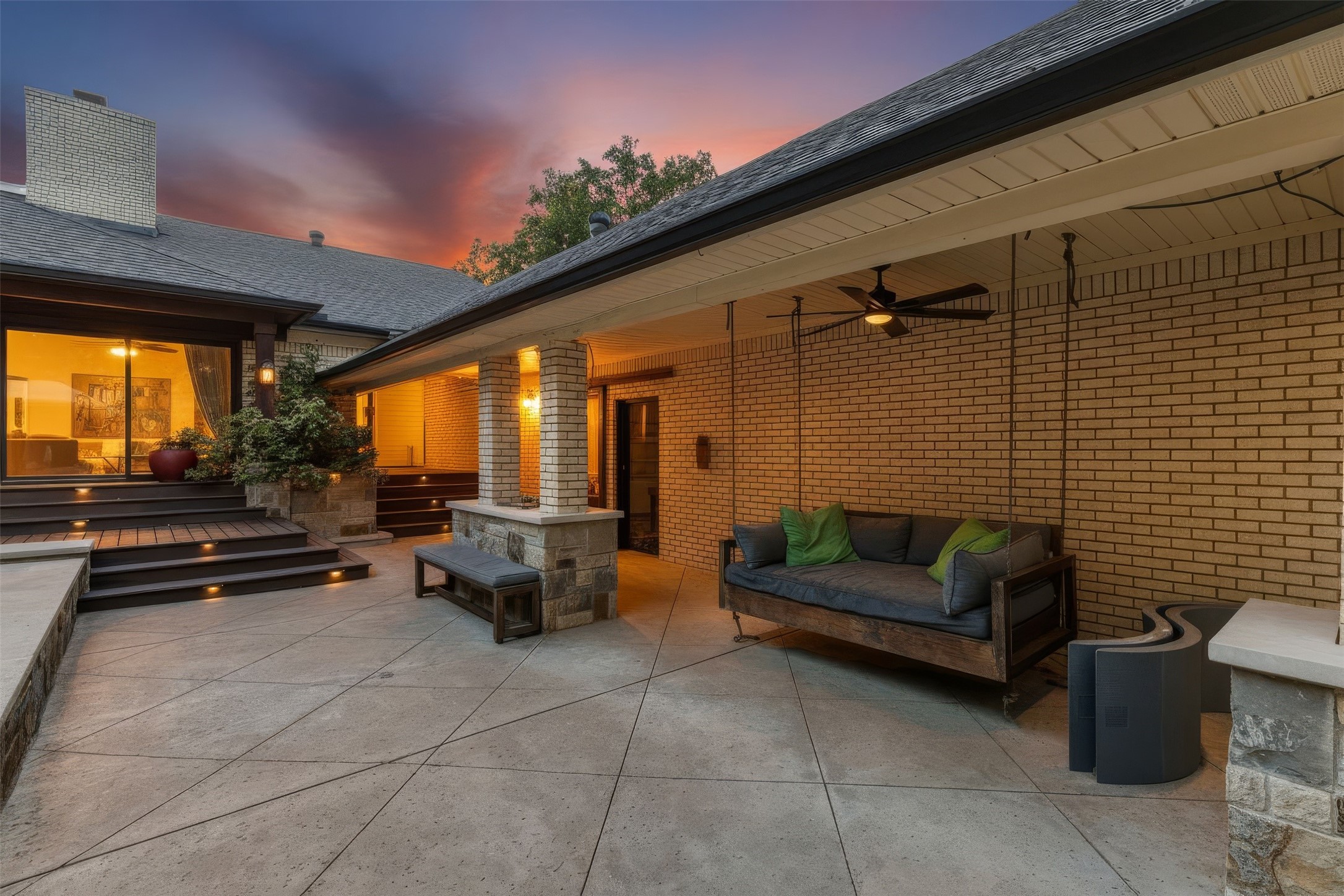 1117 Shady Lane N