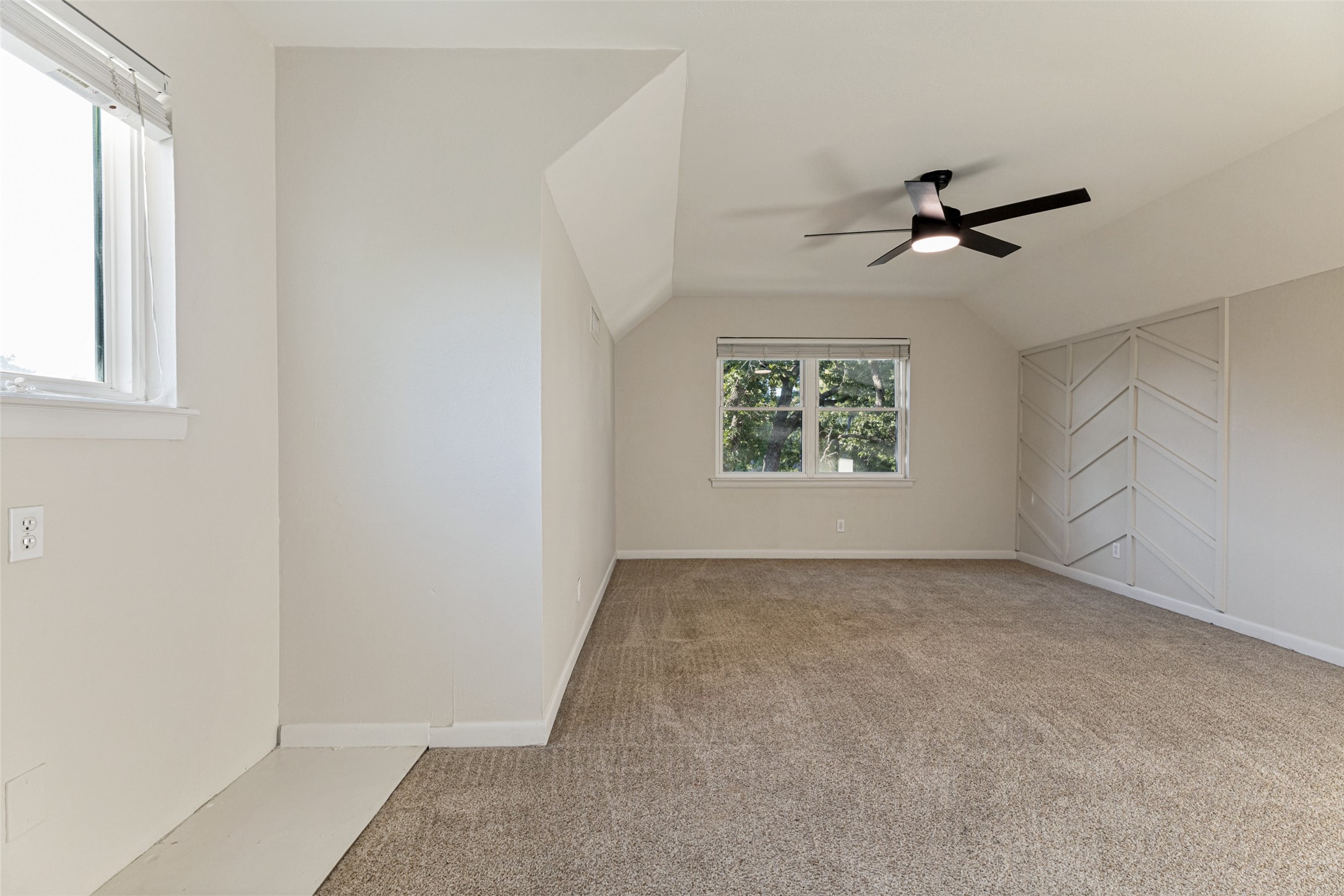 1117 Shady Lane N