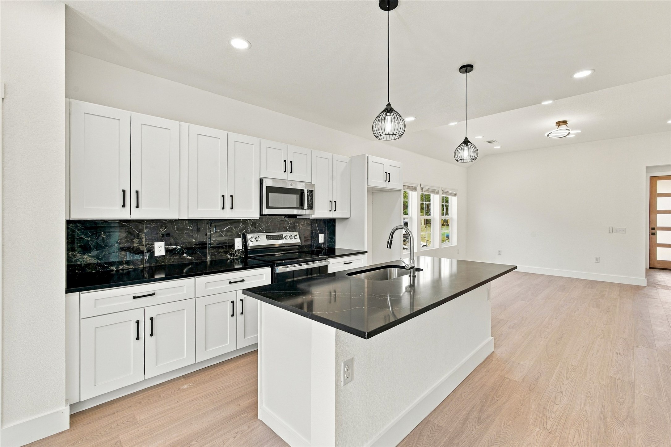 2721 Sycamore Court
