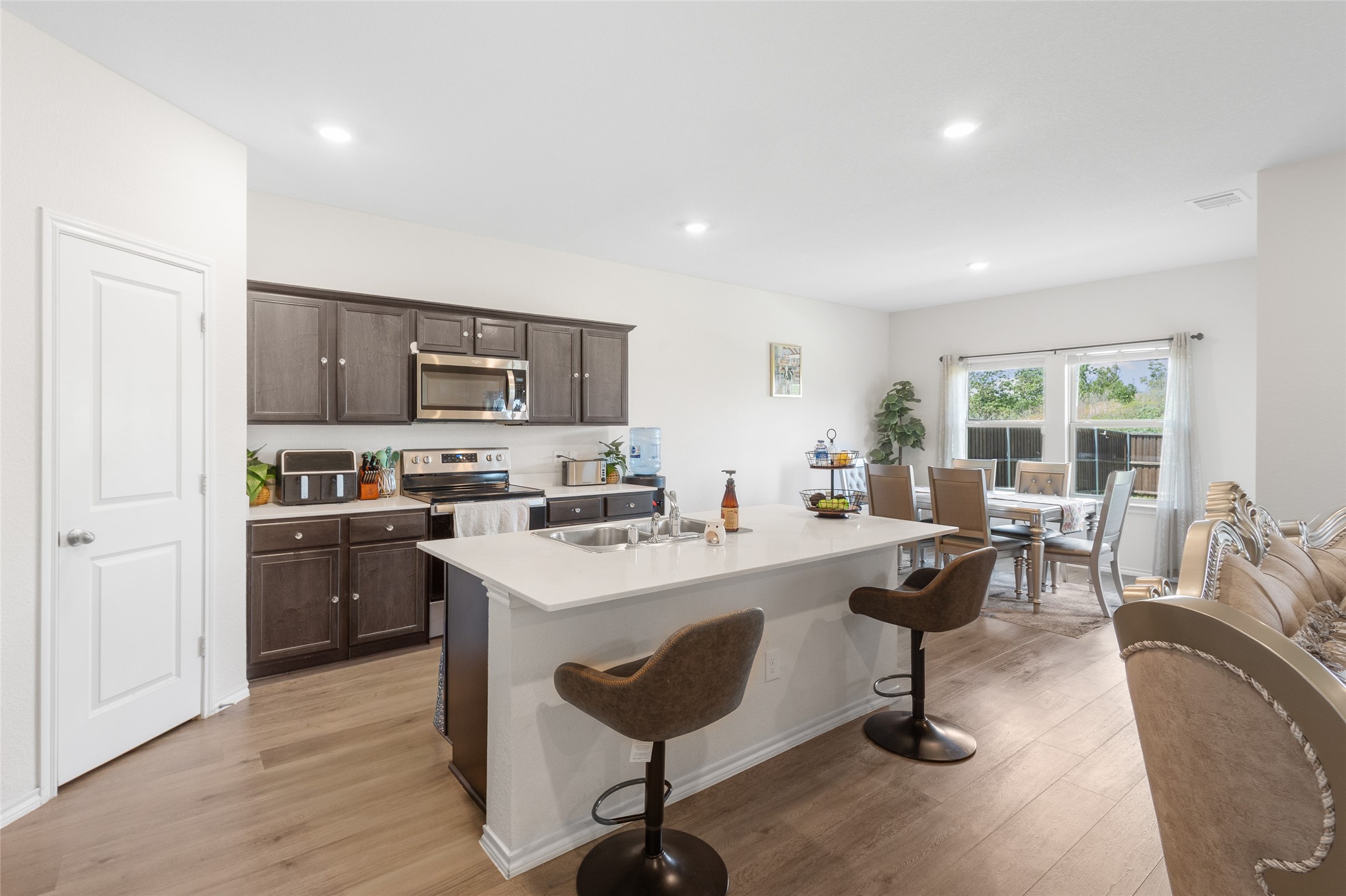 3005 Karsen Lane