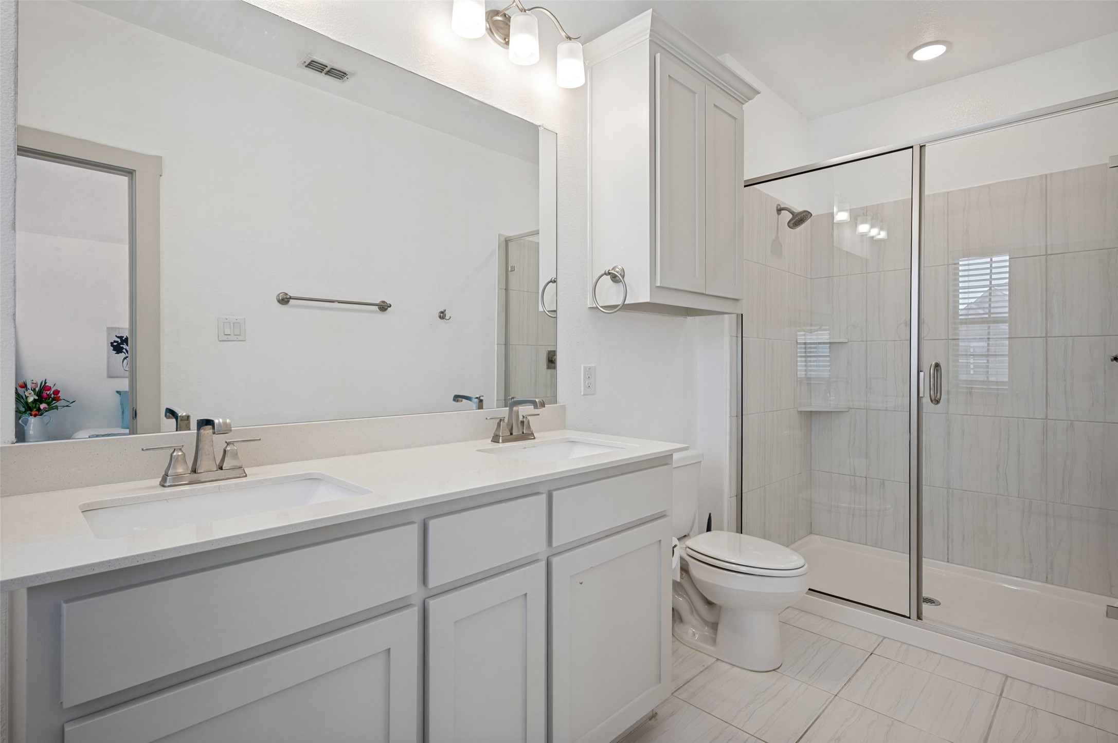 2741 Splendor Drive