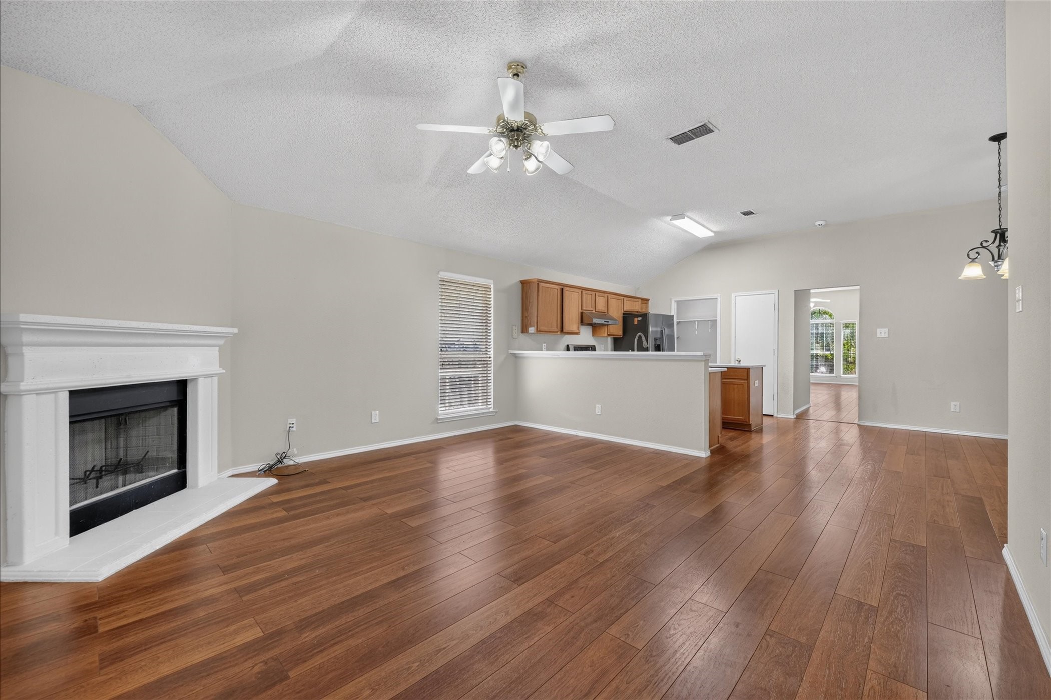 2400 Nogales Drive