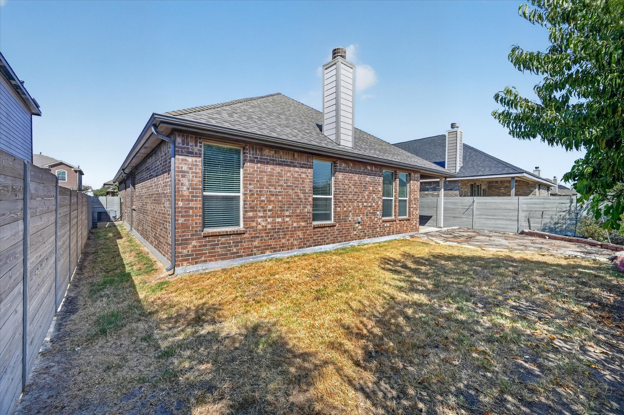 904 Dove Cove