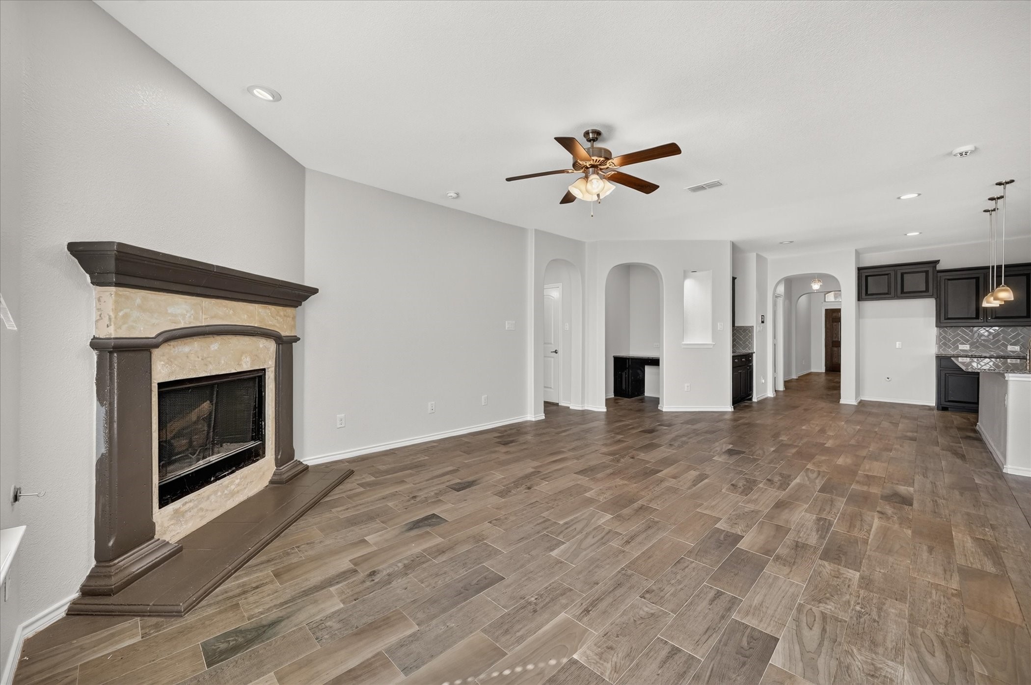 904 Dove Cove