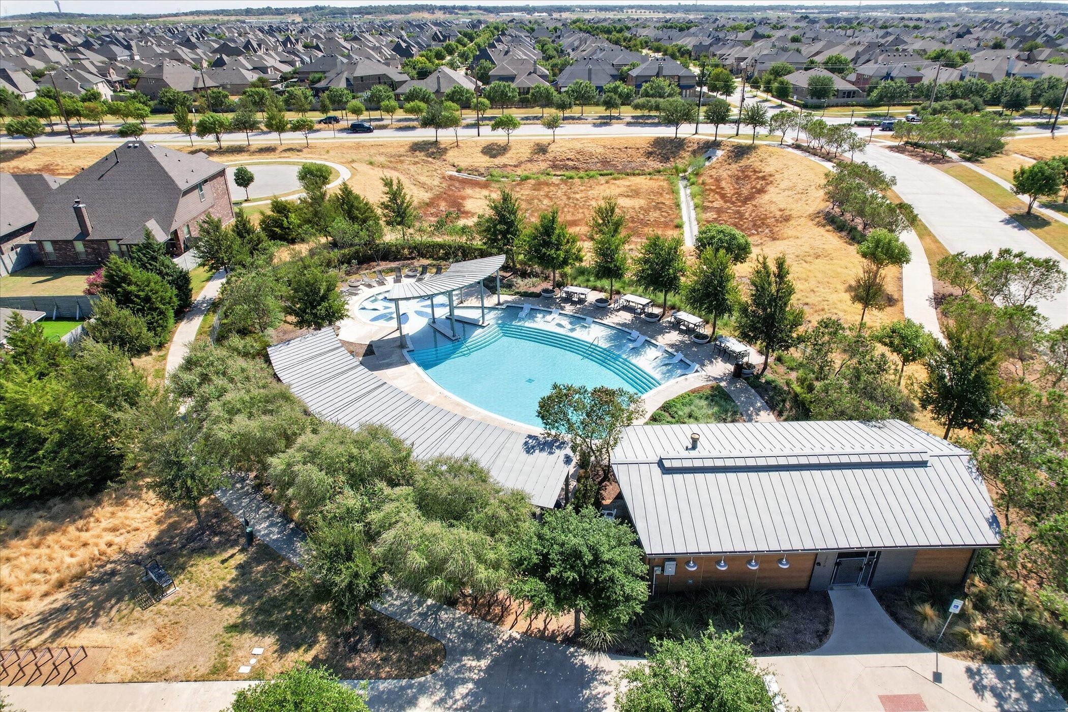 904 Dove Cove