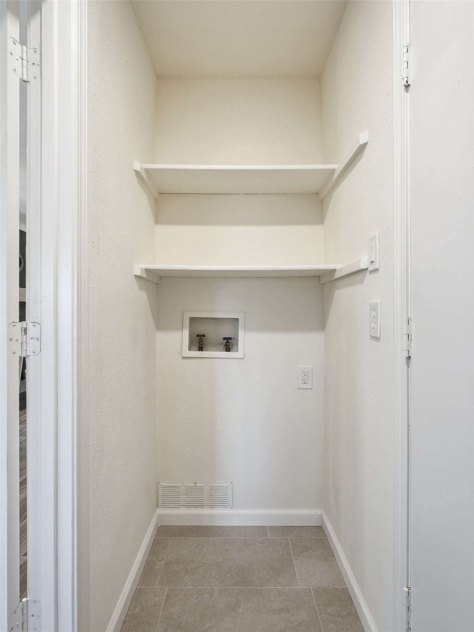 2409 Raintree Drive