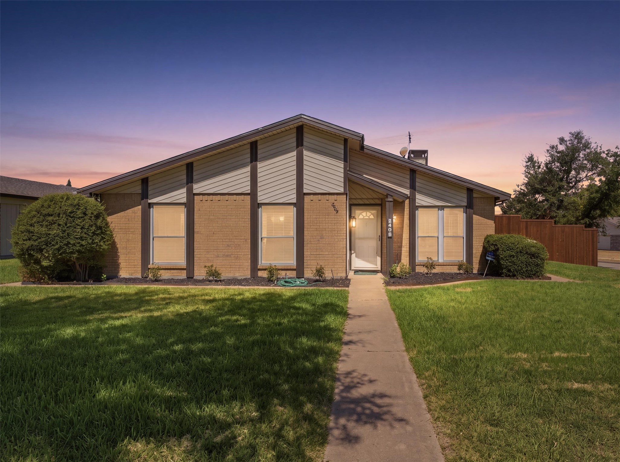 2409 Raintree Drive