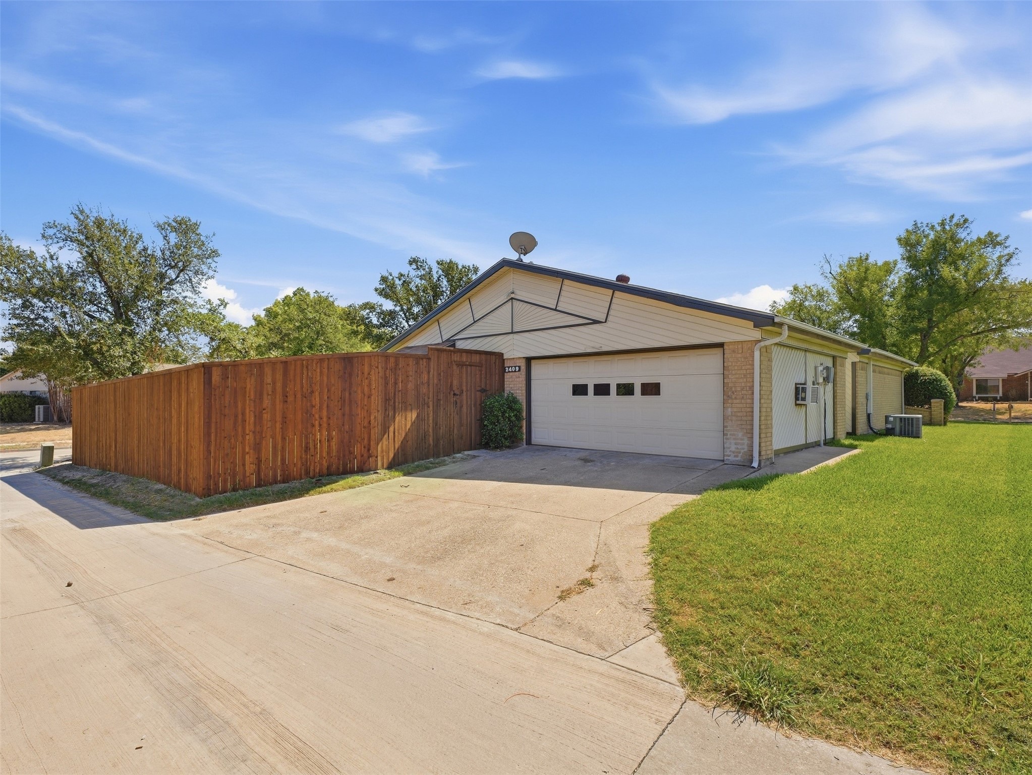 2409 Raintree Drive