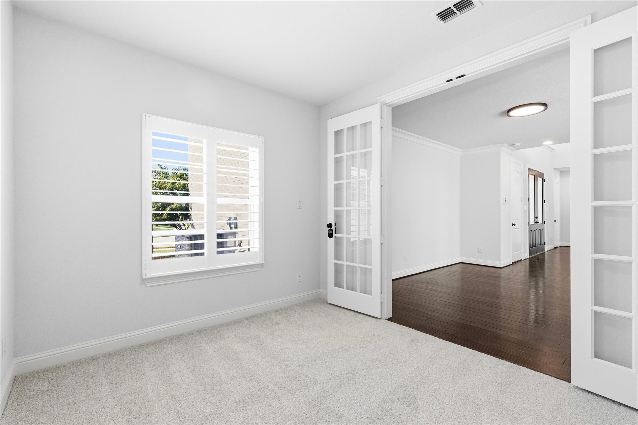 1001 Sandbar Street
