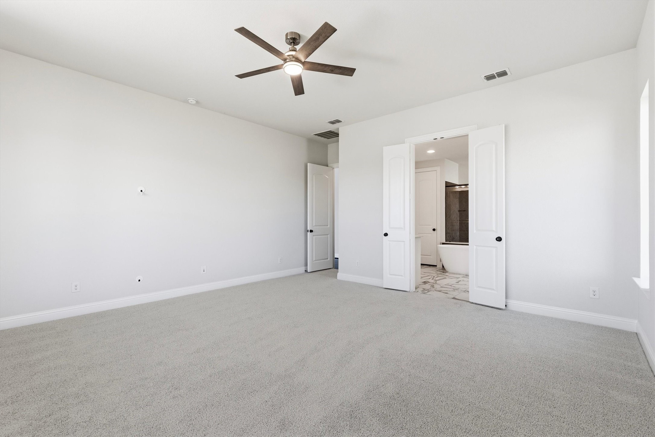1001 Sandbar Street