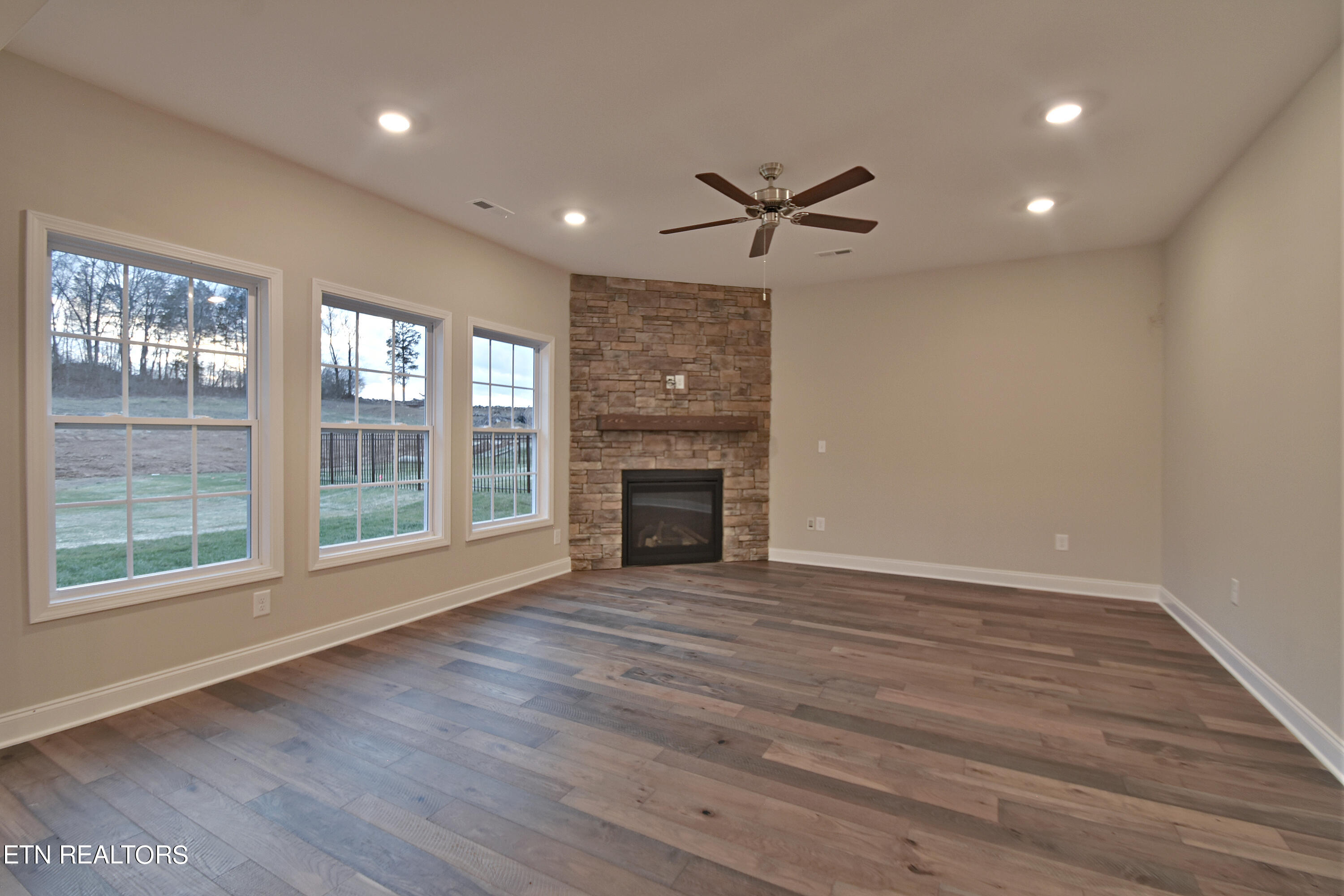 125 Forest Creek Pkwy