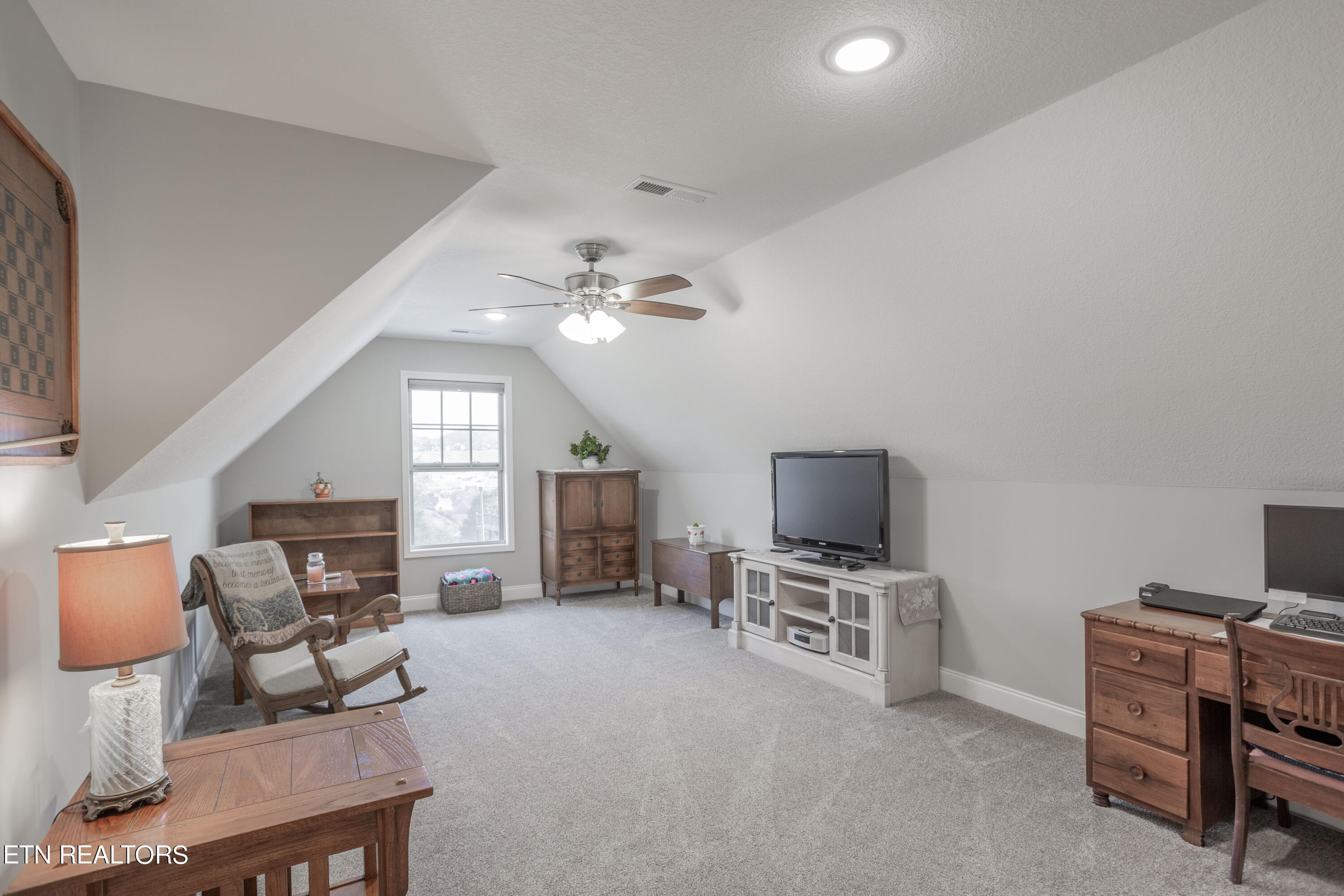 12049 Salt Creek Lane