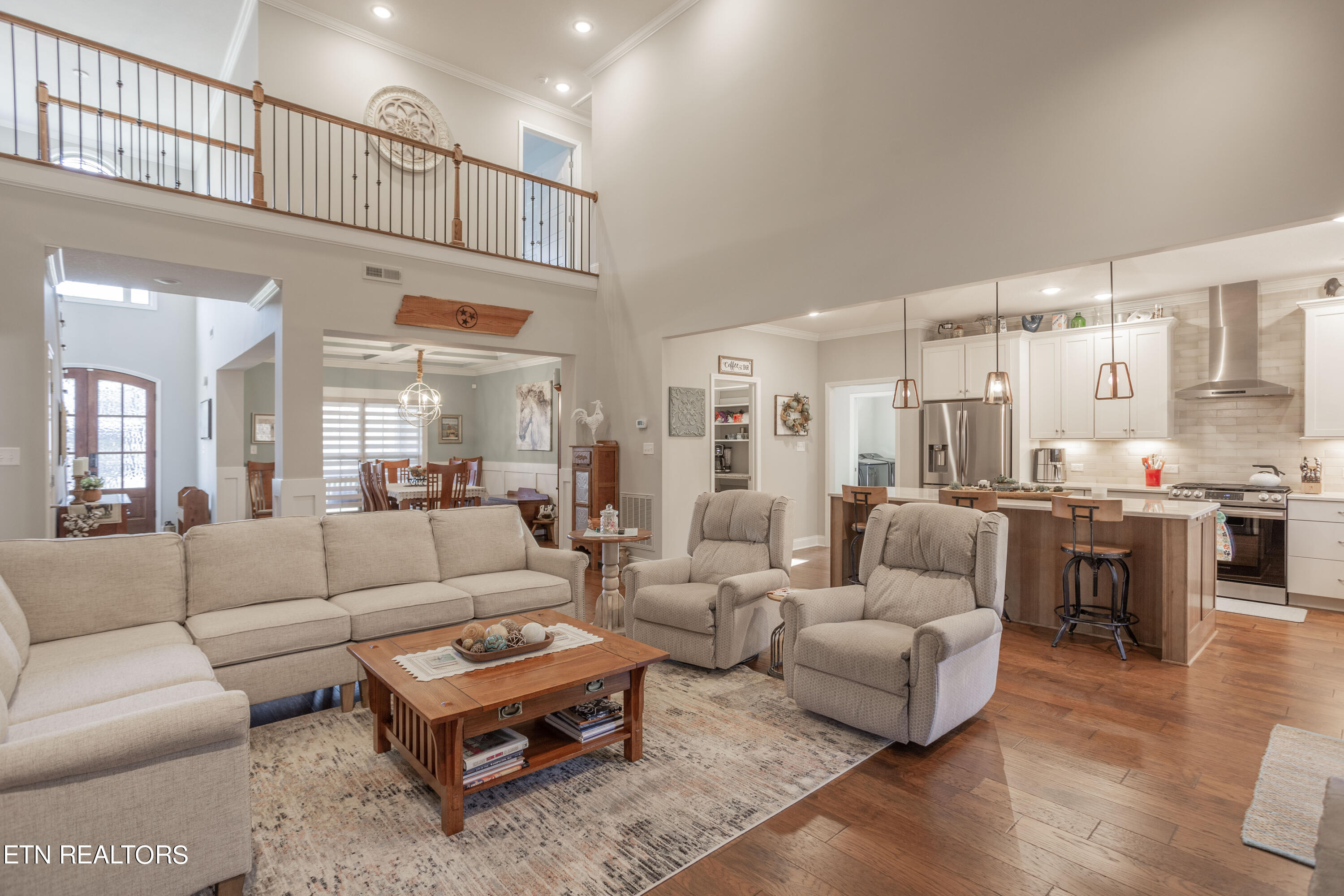 12049 Salt Creek Lane