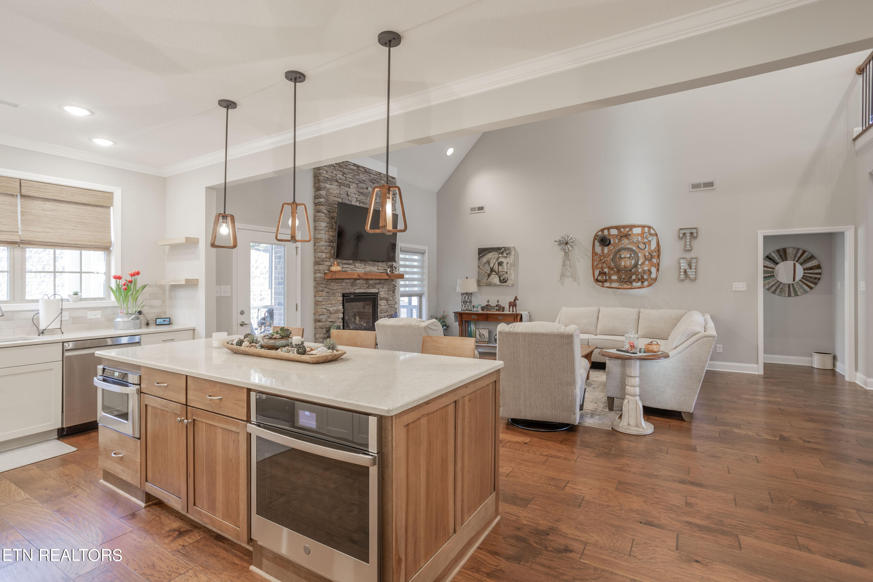 12049 Salt Creek Lane