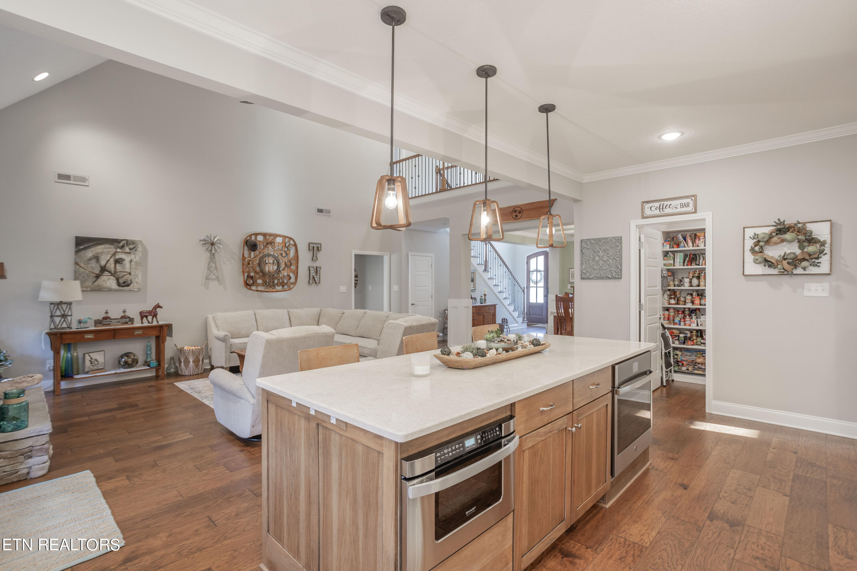 12049 Salt Creek Lane