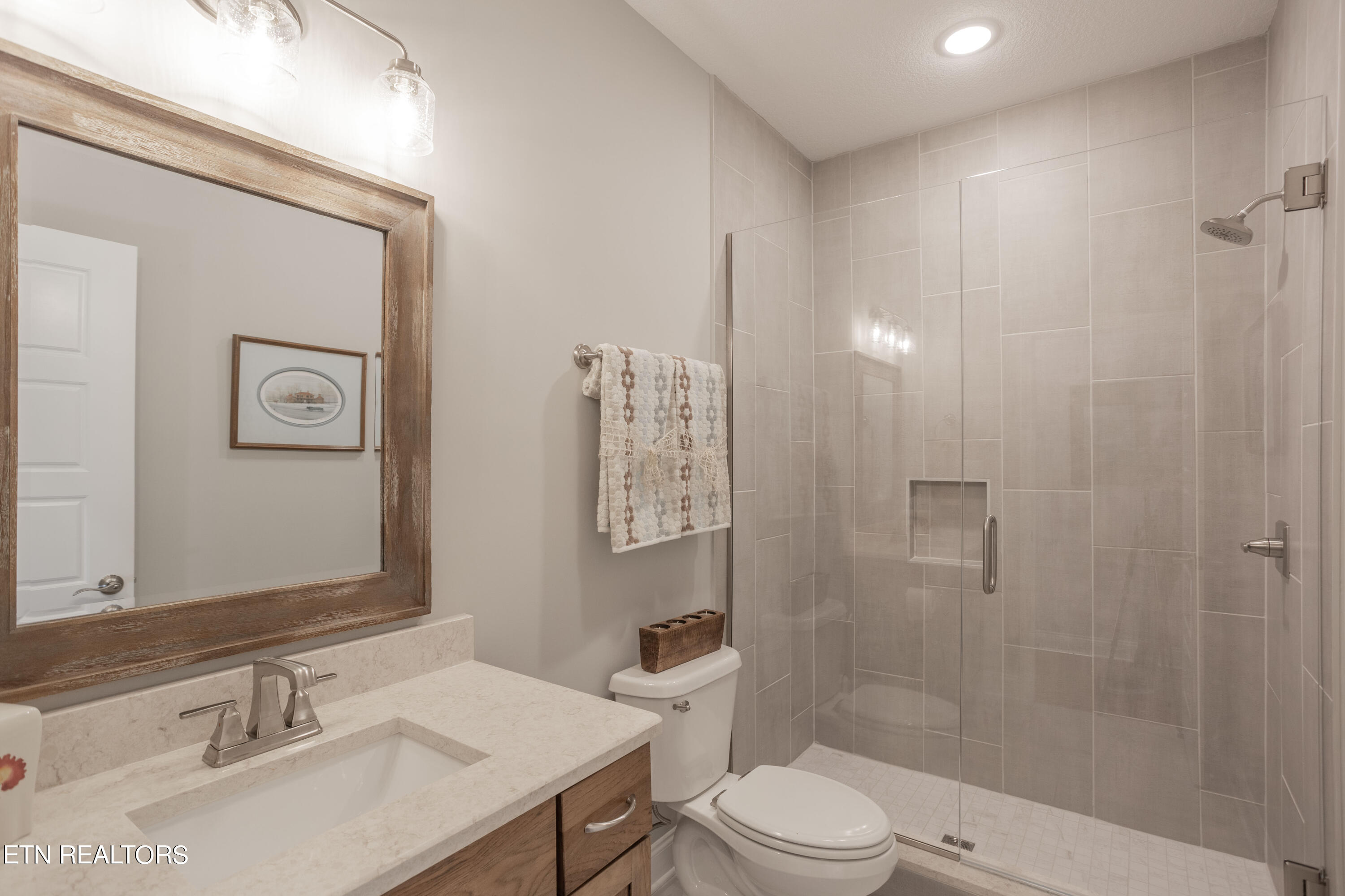 12049 Salt Creek Lane