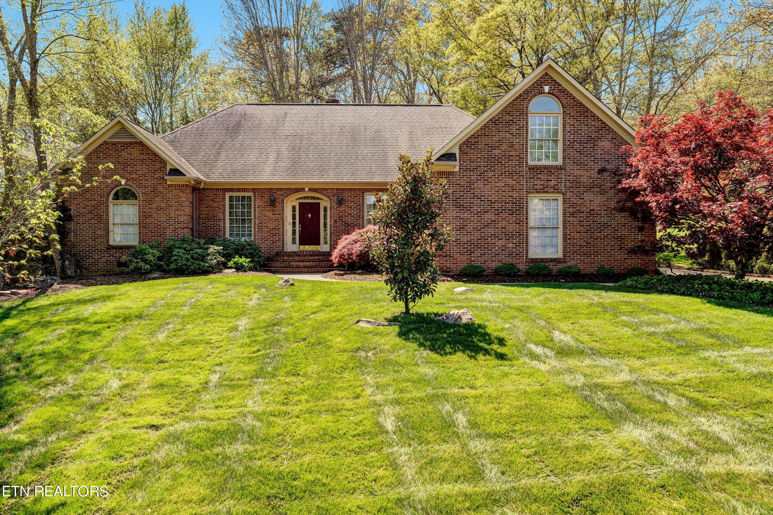 923 Shade Tree Lane