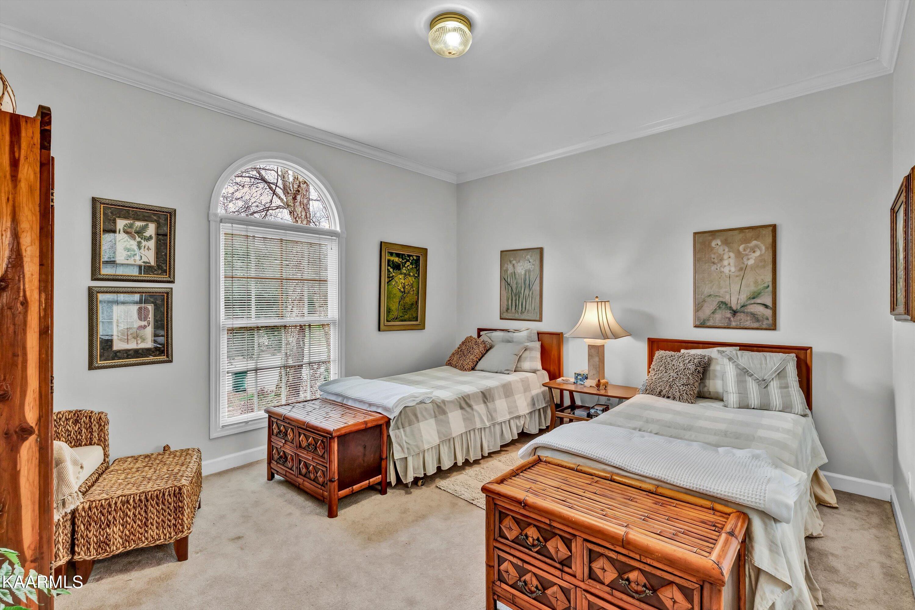 923 Shade Tree Lane