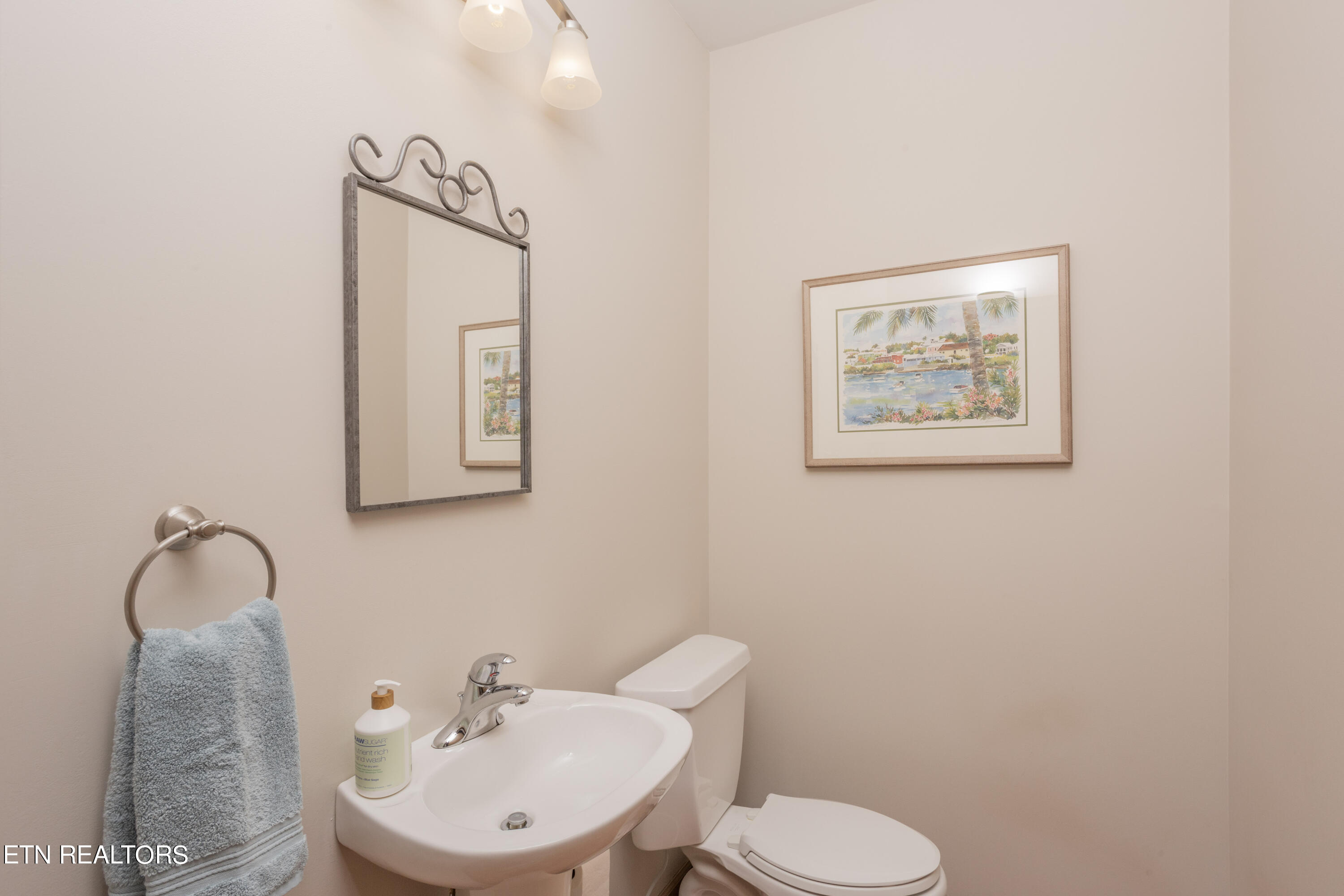 6520 Beaver Ridge Rd