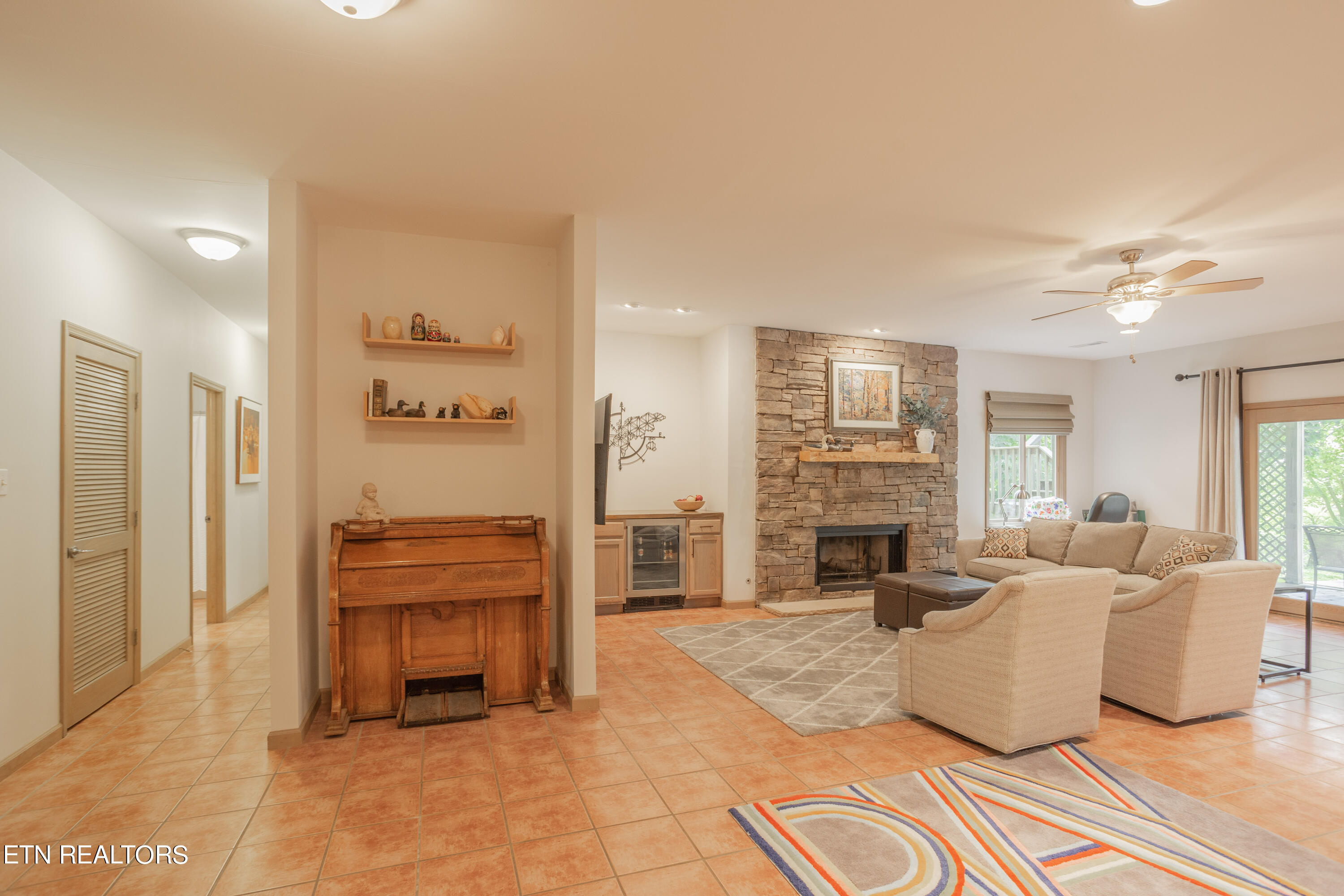 6520 Beaver Ridge Rd