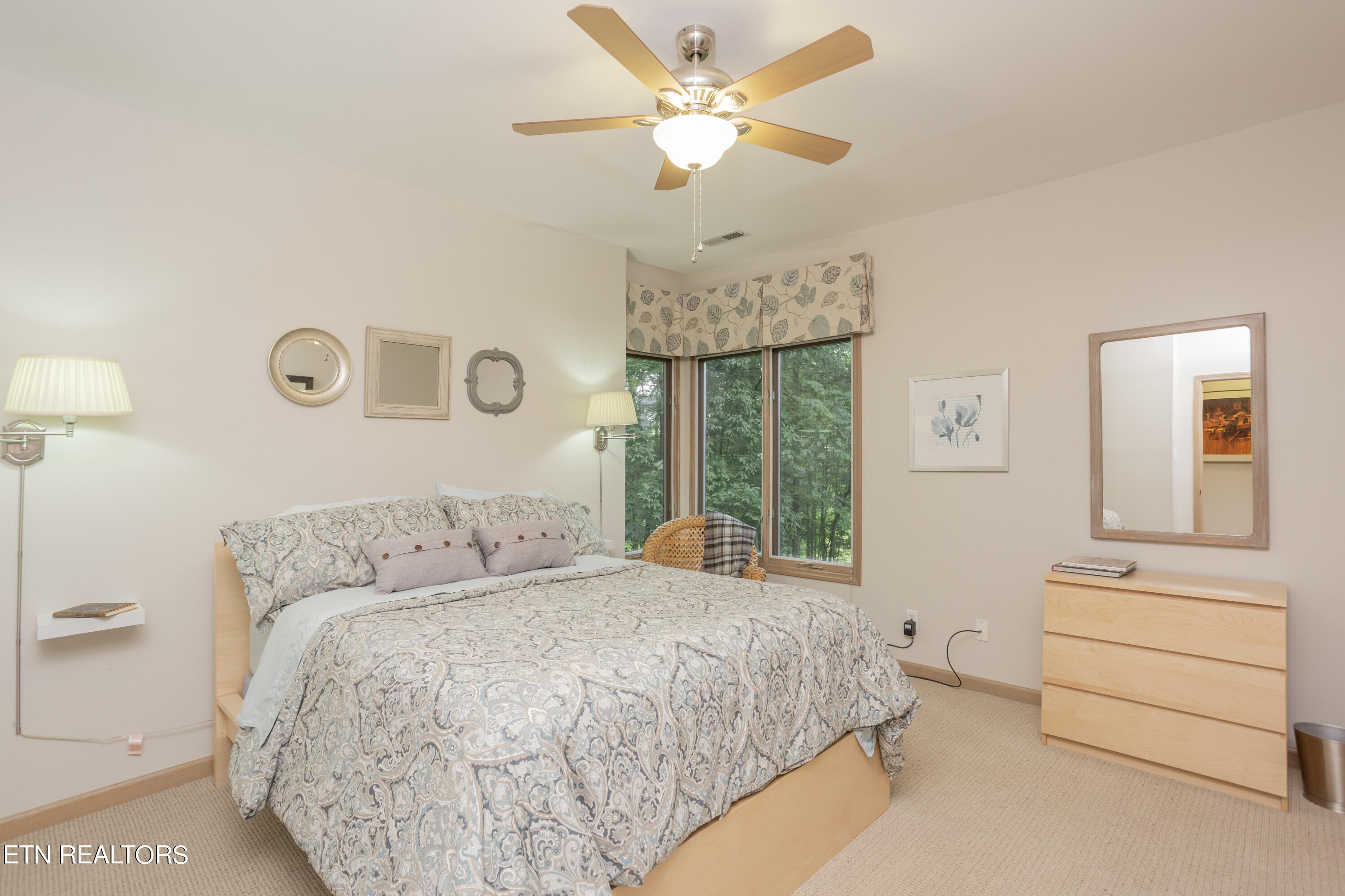 6520 Beaver Ridge Rd