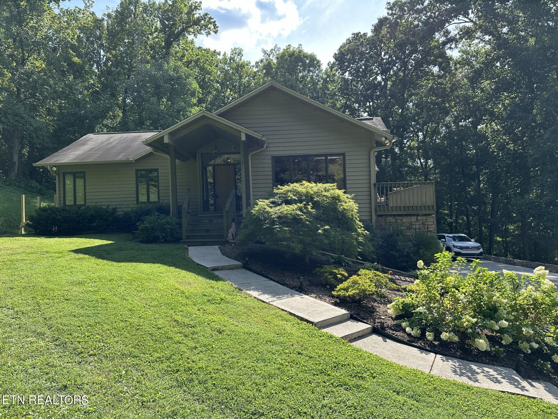 6520 Beaver Ridge Rd