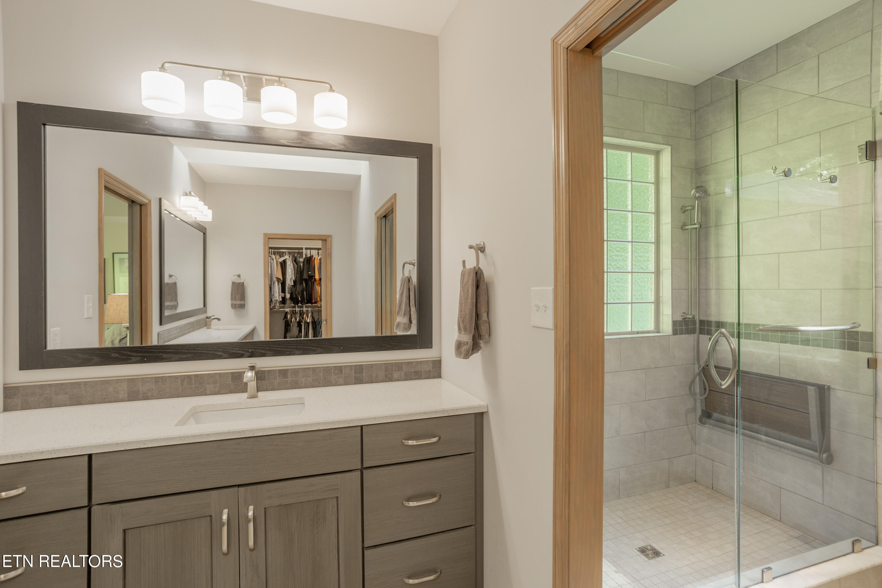 6520 Beaver Ridge Rd