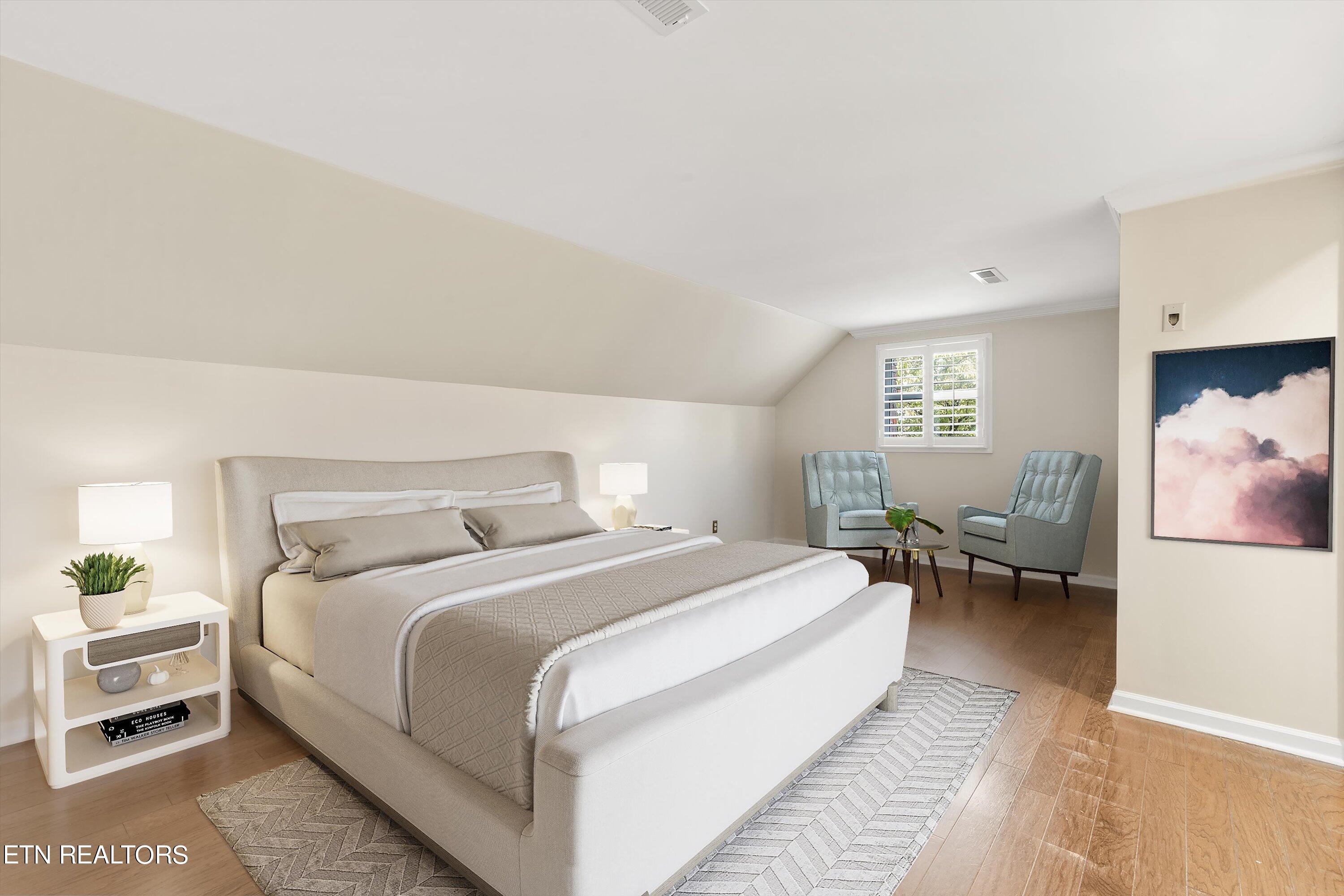 10709 Farragut Hills Blvd