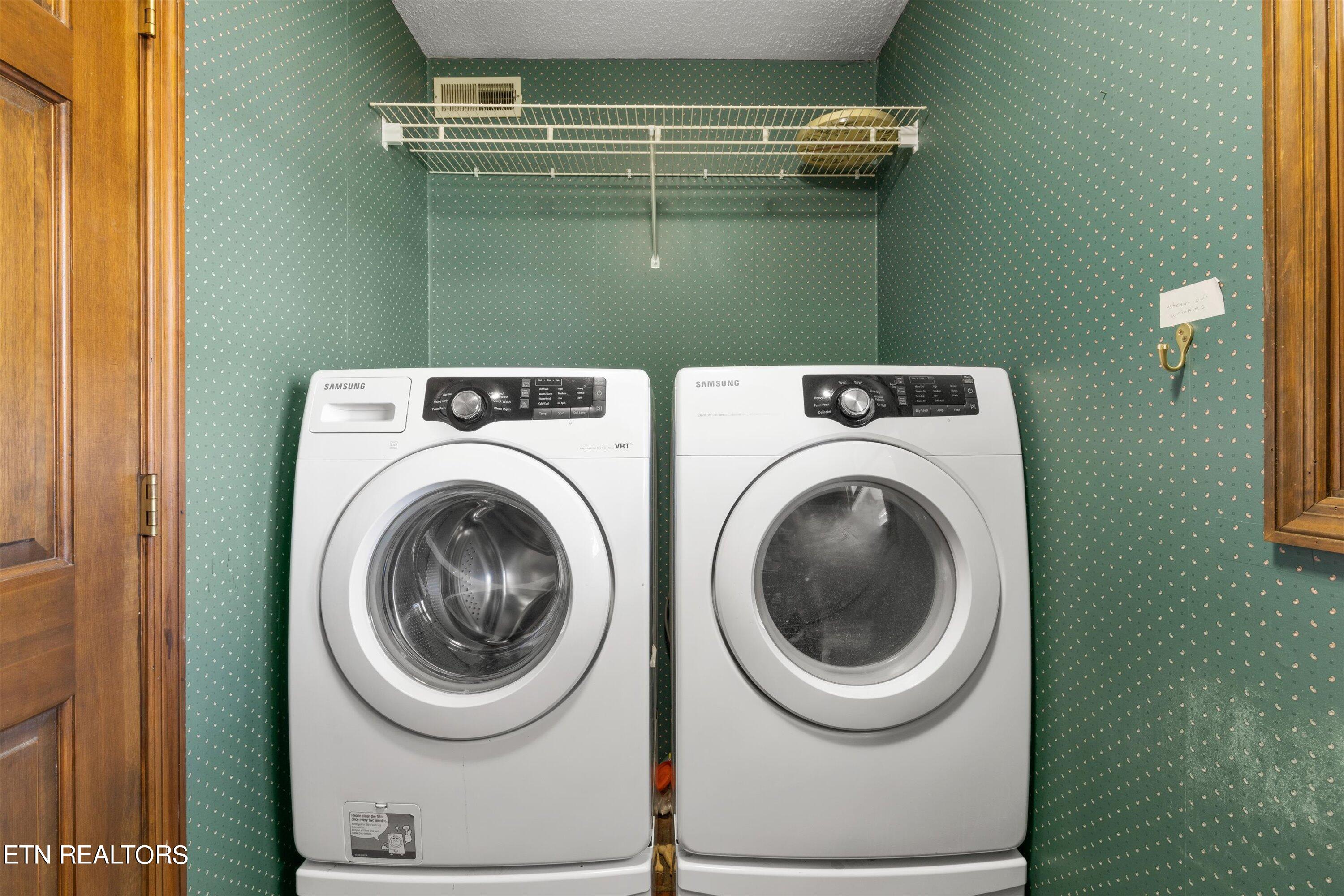 10709 Farragut Hills Blvd