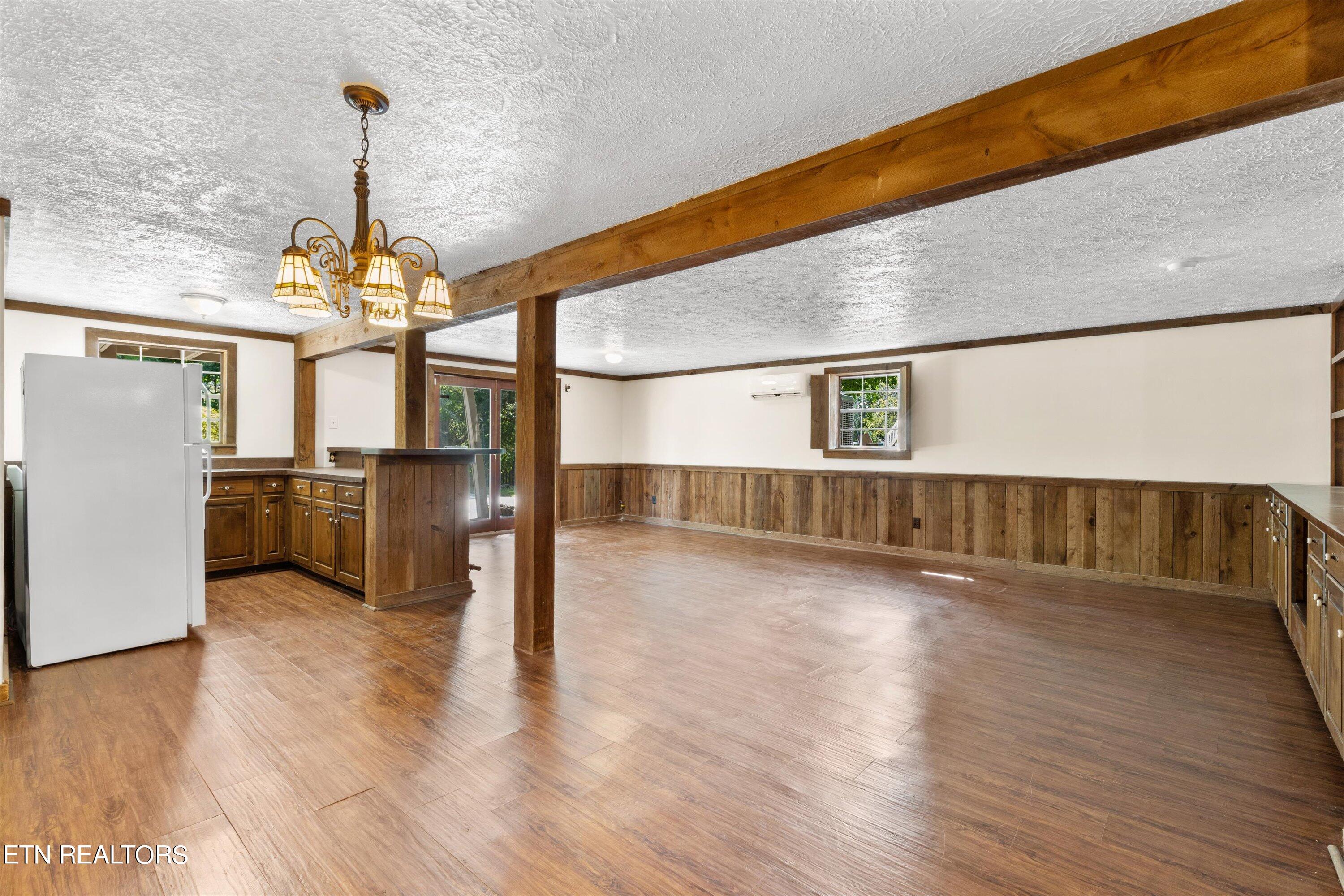 10709 Farragut Hills Blvd