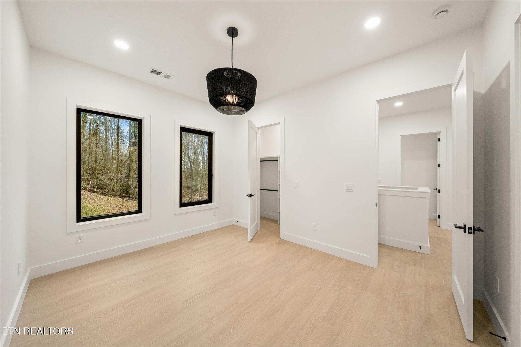 7207 Jana Chris Lane