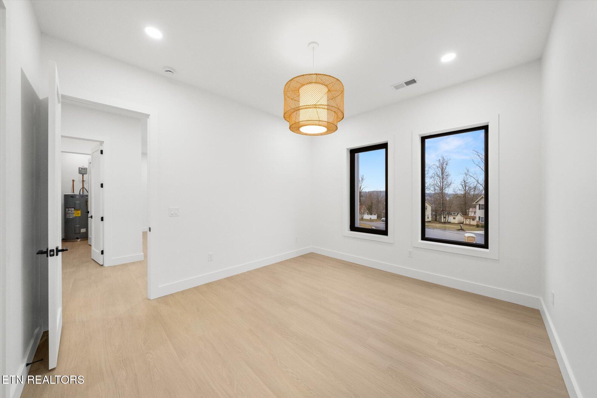 7207 Jana Chris Lane