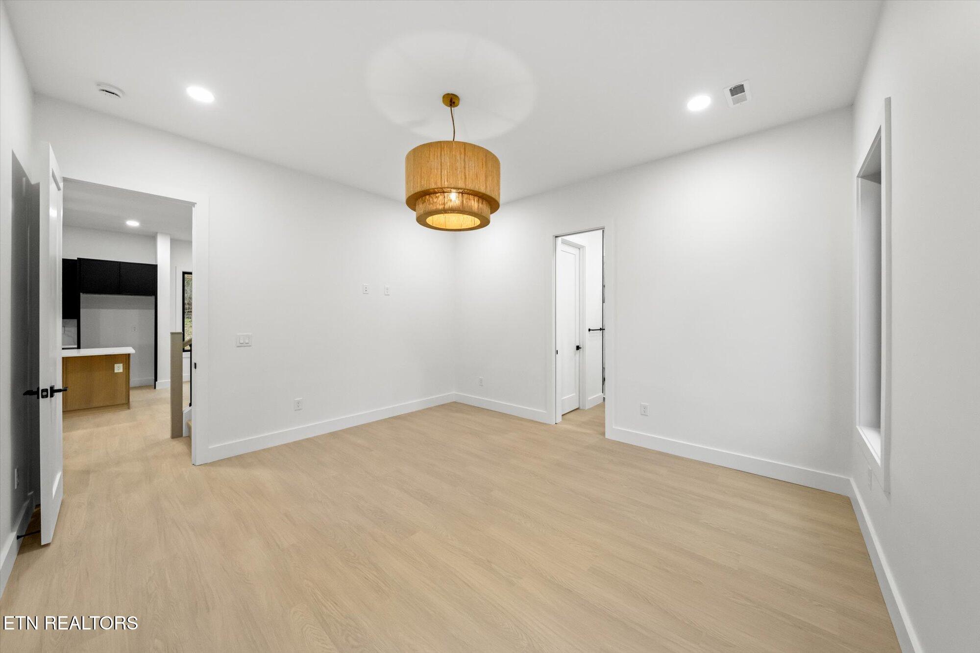 7207 Jana Chris Lane