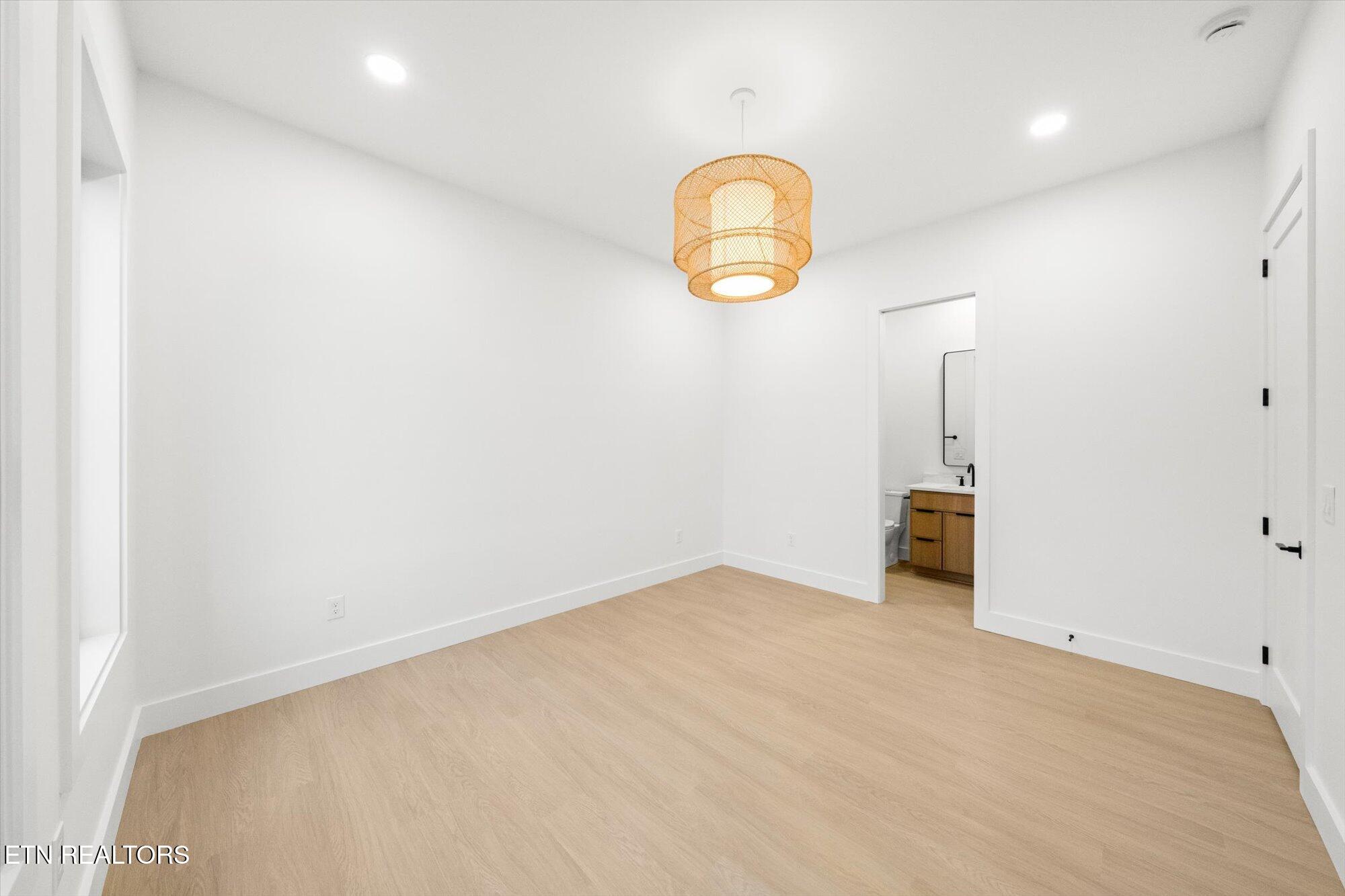 7207 Jana Chris Lane