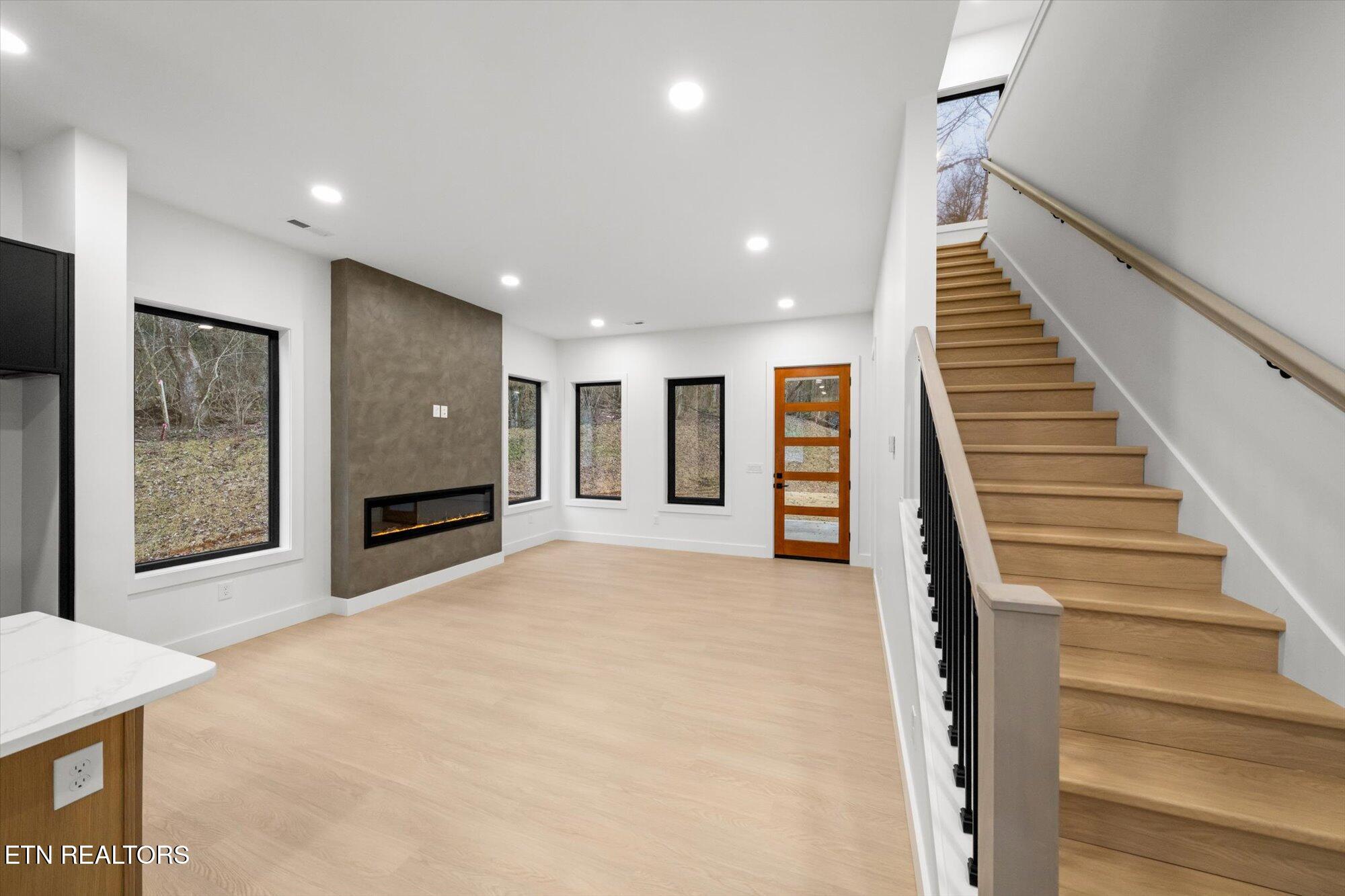 7207 Jana Chris Lane