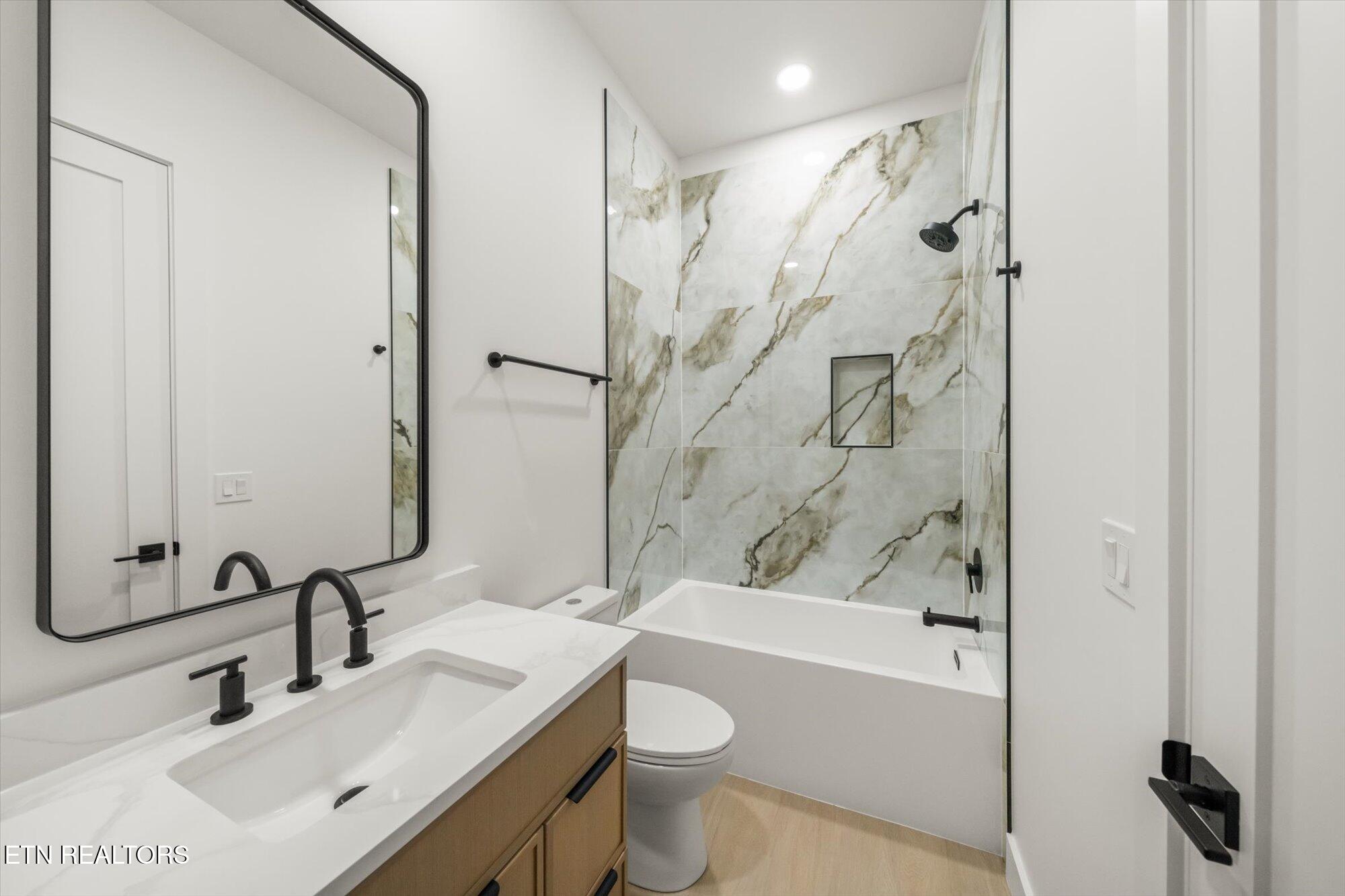 7207 Jana Chris Lane