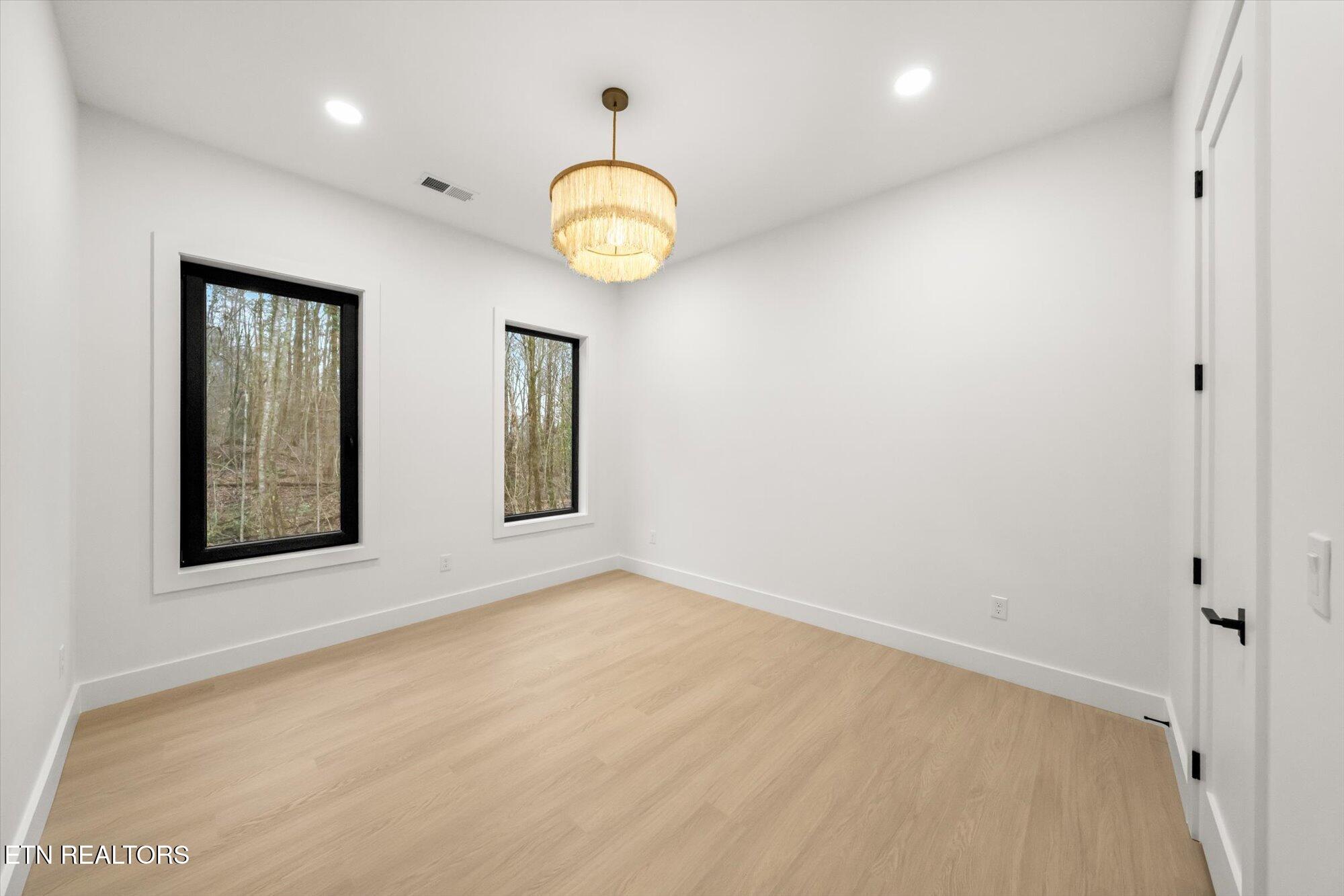 7207 Jana Chris Lane