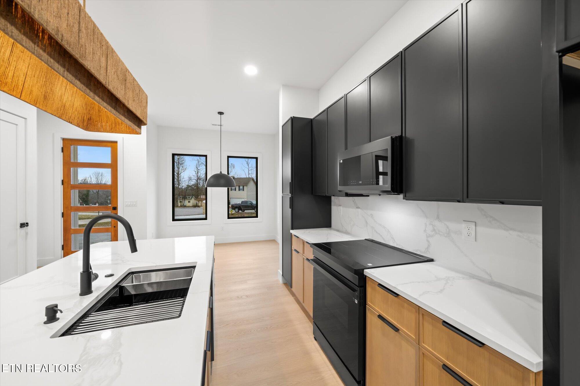 7207 Jana Chris Lane