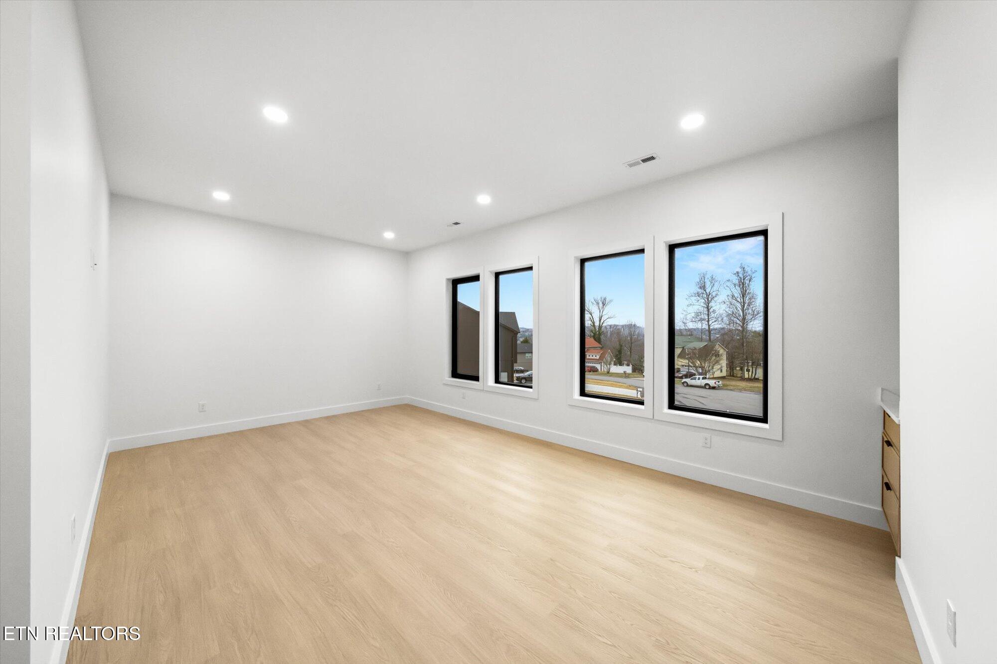 7207 Jana Chris Lane