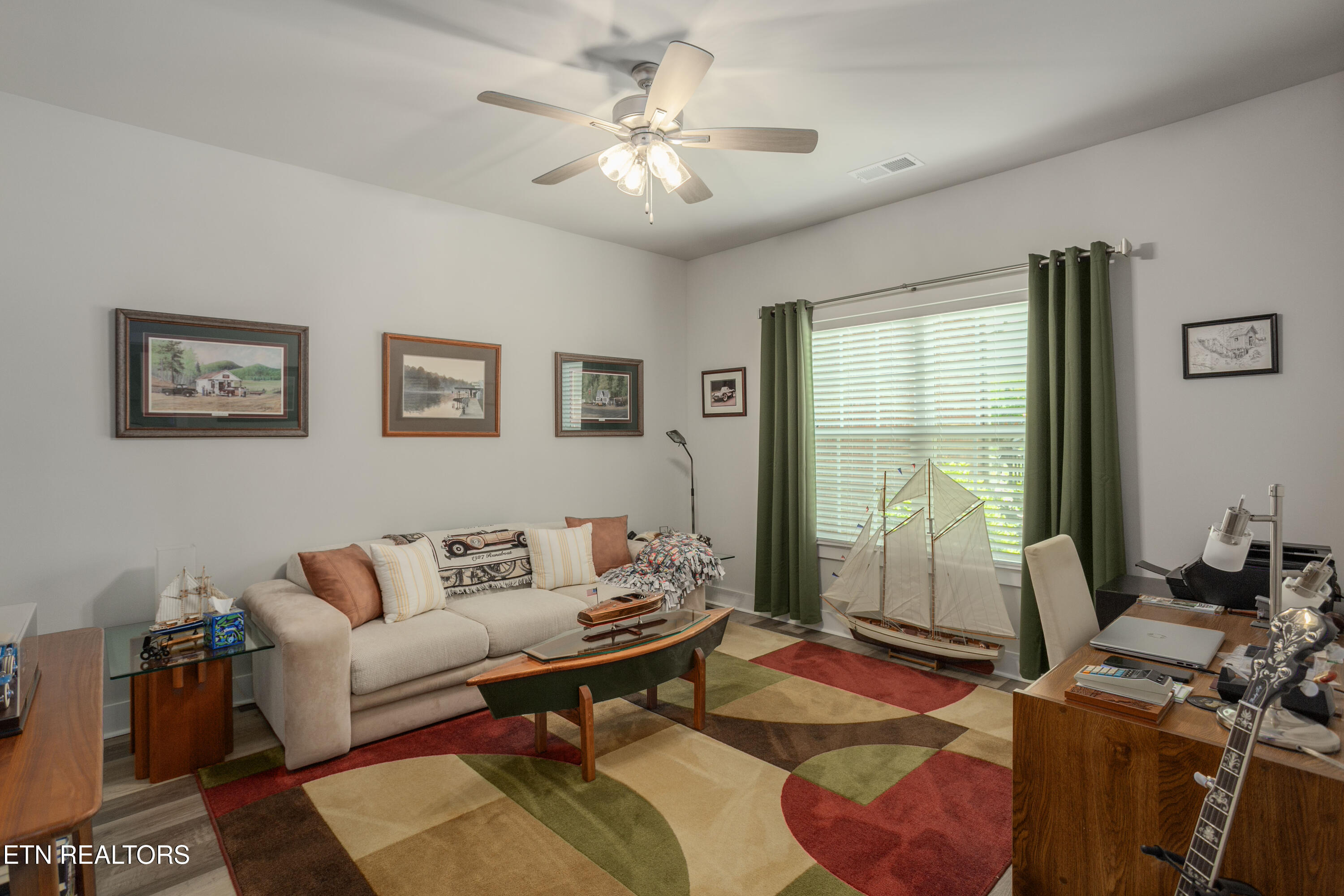 986 Meadow Walk Lane
