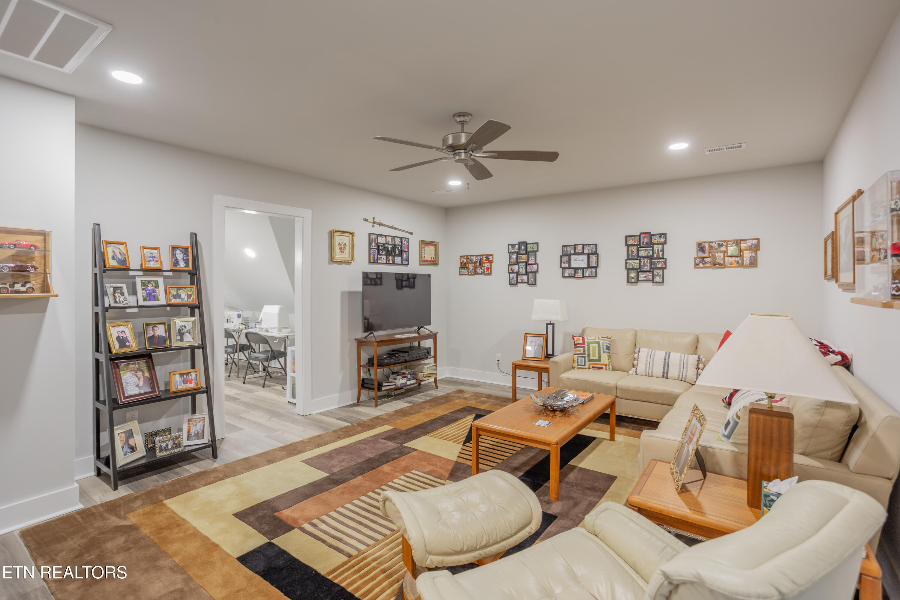 986 Meadow Walk Lane