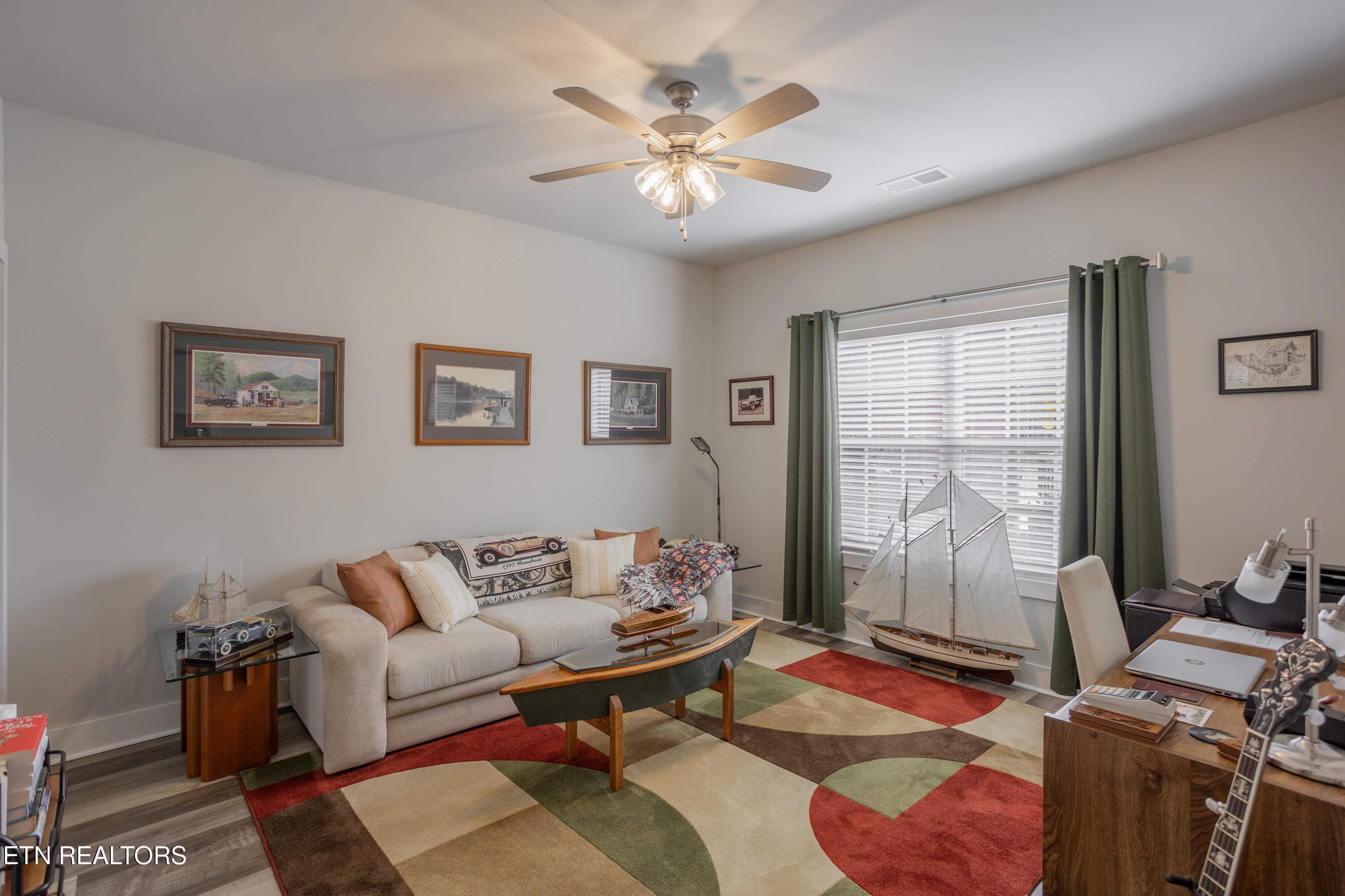 986 Meadow Walk Lane