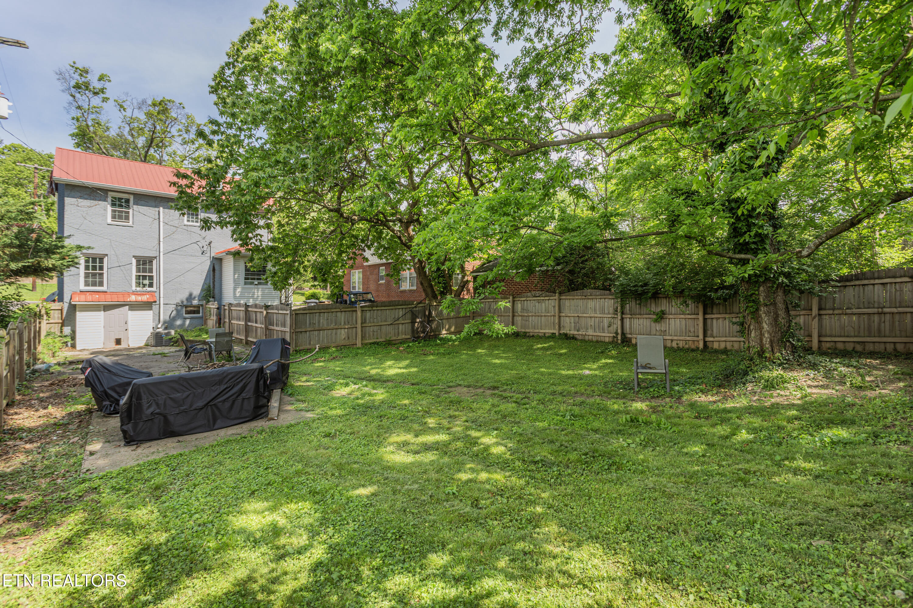 2916 Fountain Park Blvd