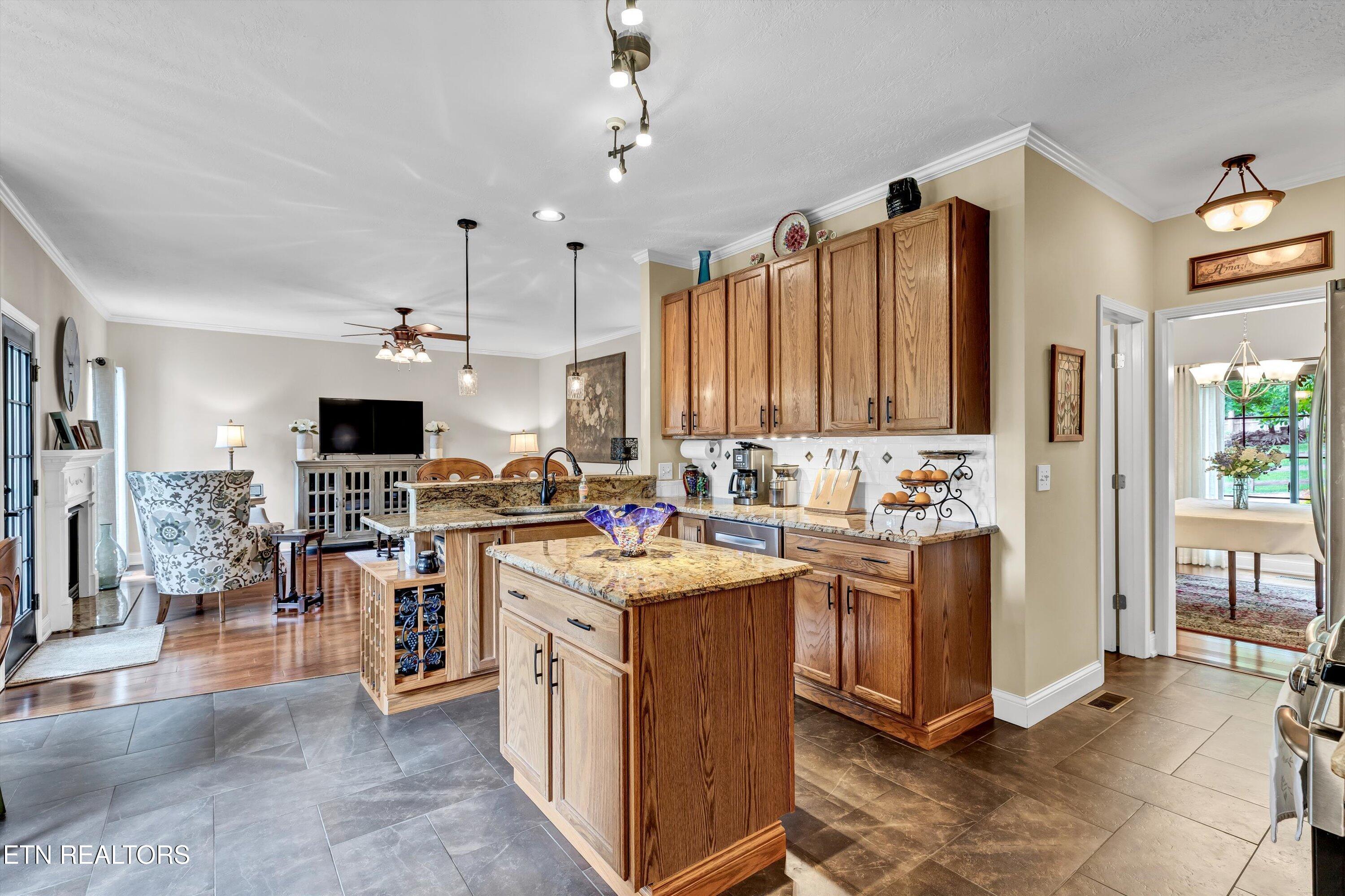 714 Cambridge Crest Lane