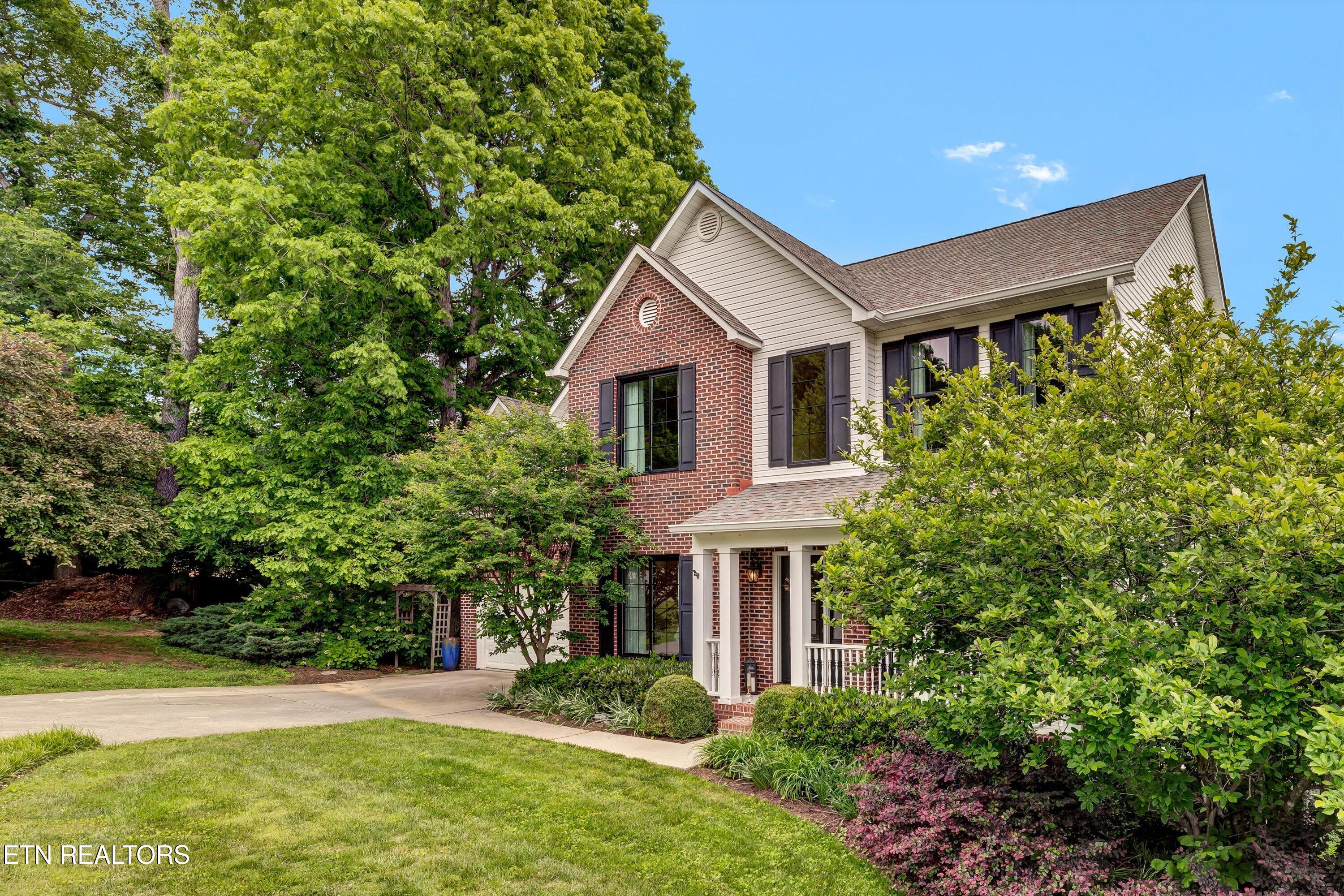 714 Cambridge Crest Lane