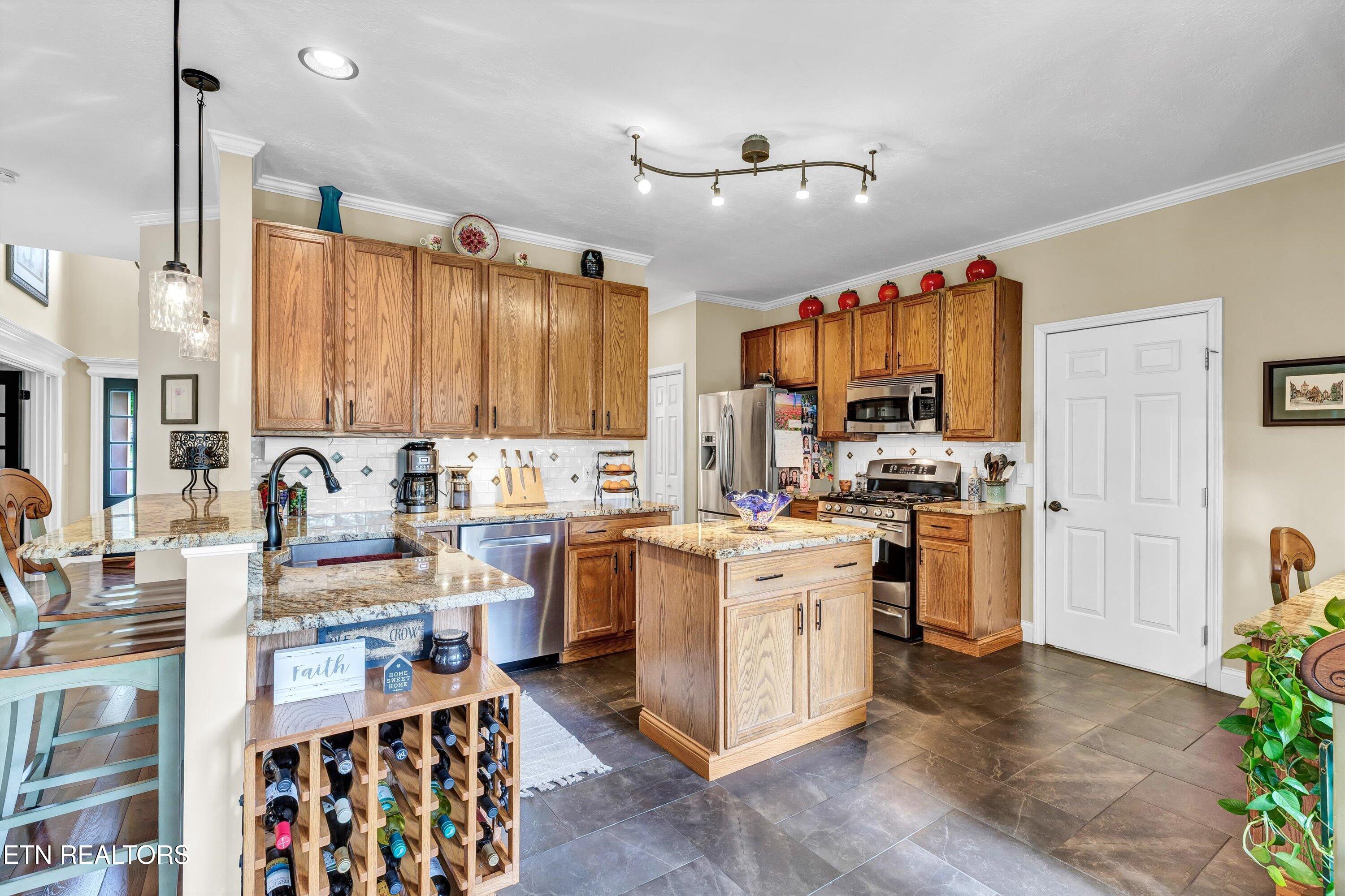 714 Cambridge Crest Lane