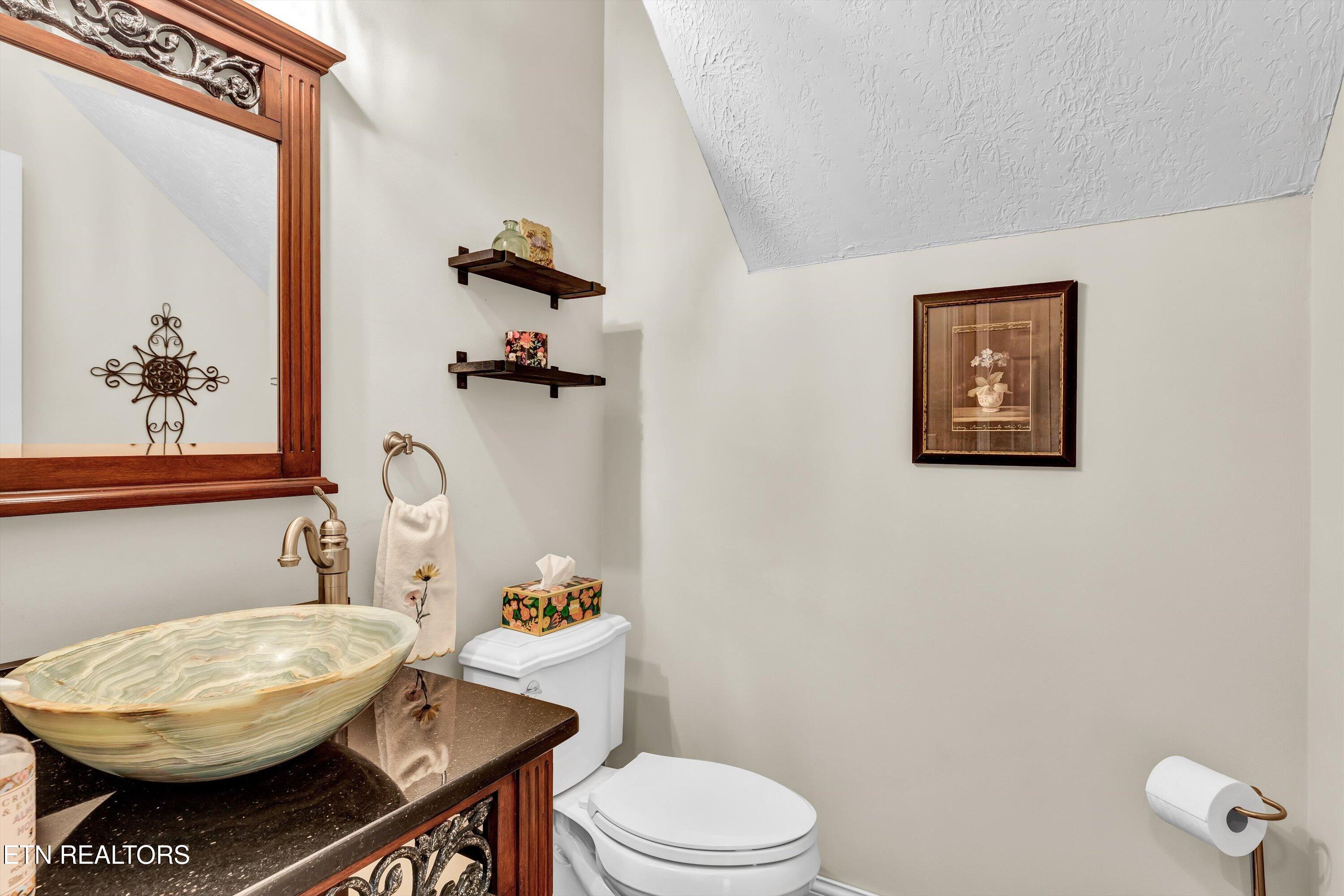 714 Cambridge Crest Lane