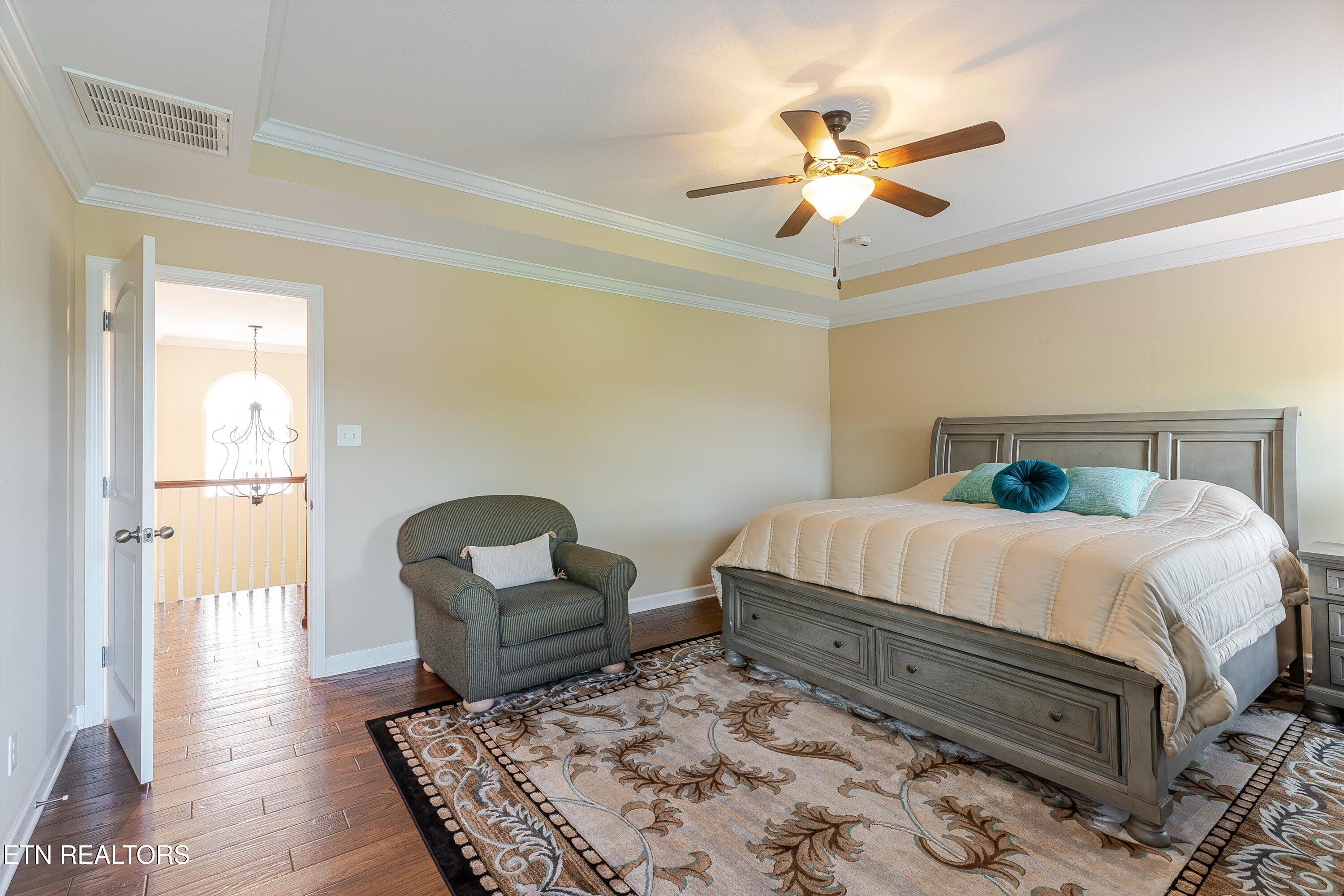 1827 Autumn Bluff Rd