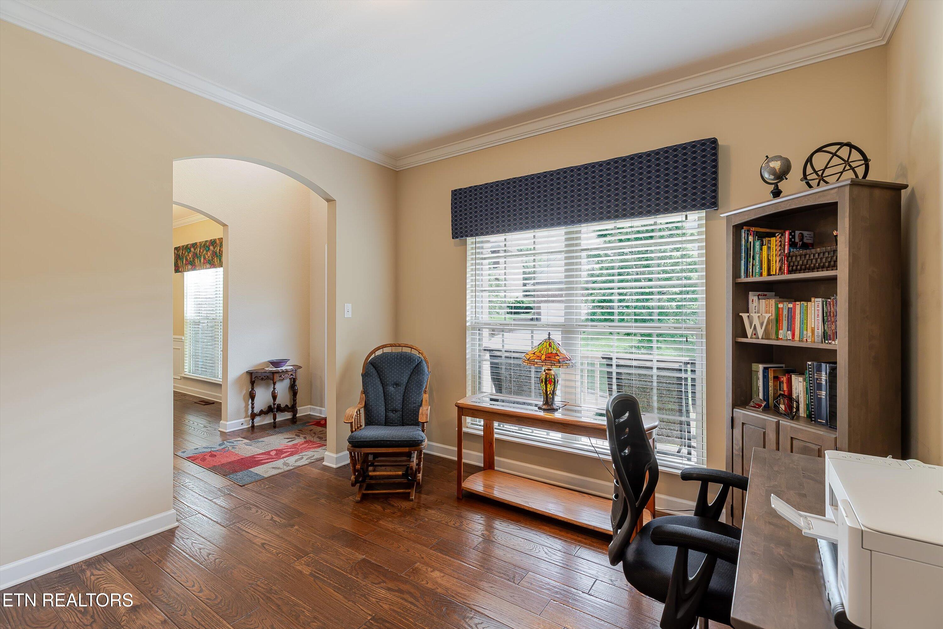 1827 Autumn Bluff Rd