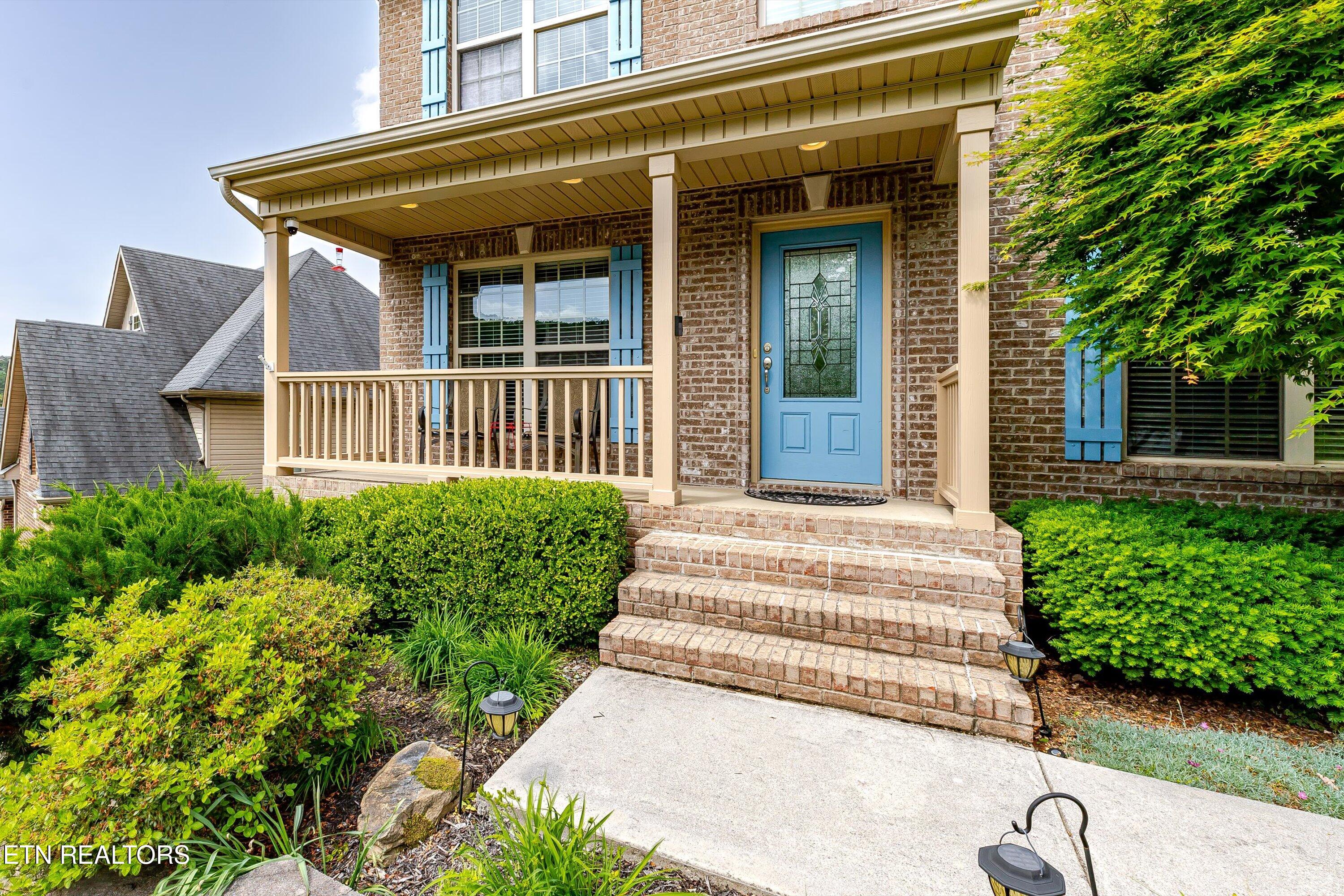 1827 Autumn Bluff Rd